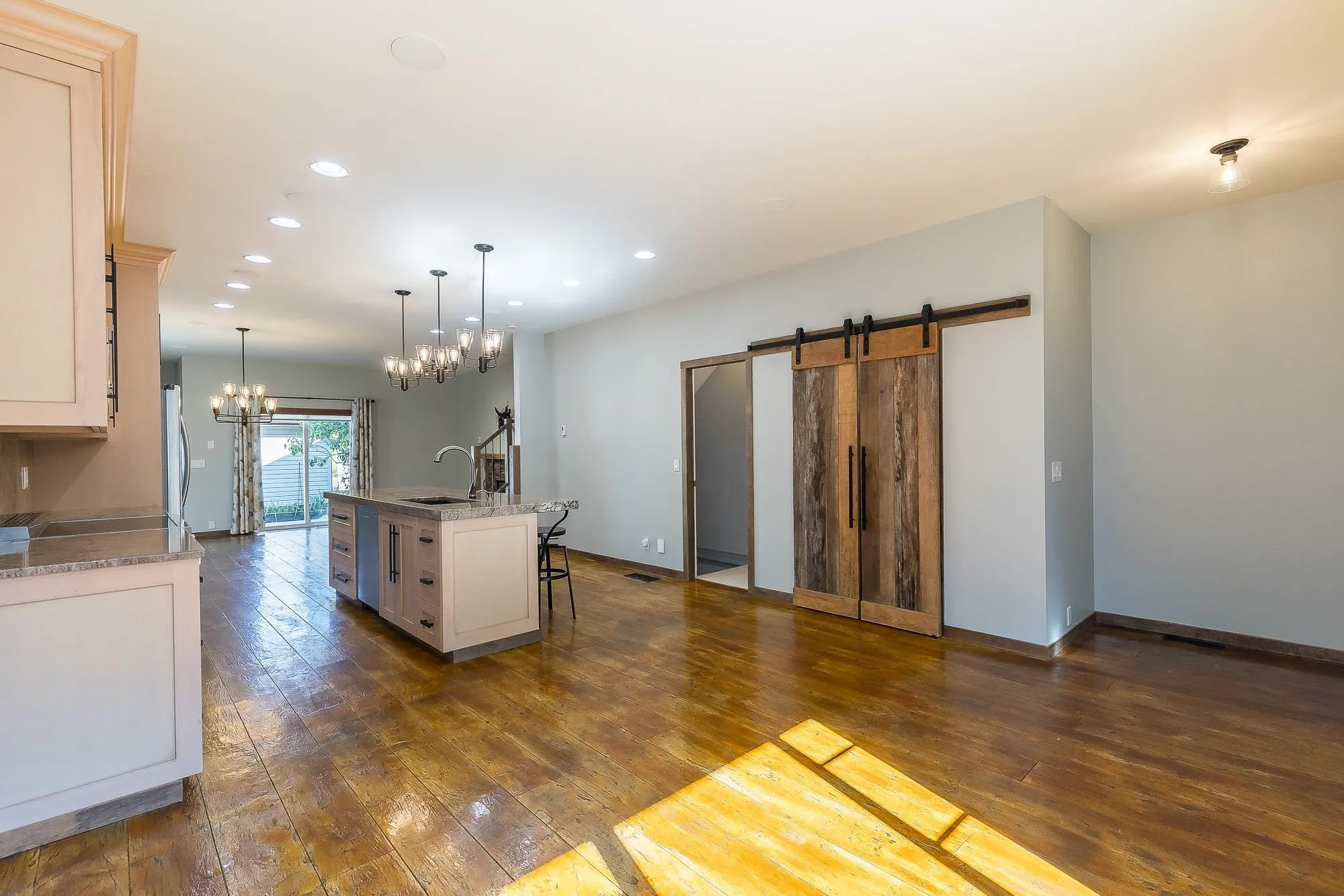 33751 7 Avenue #113