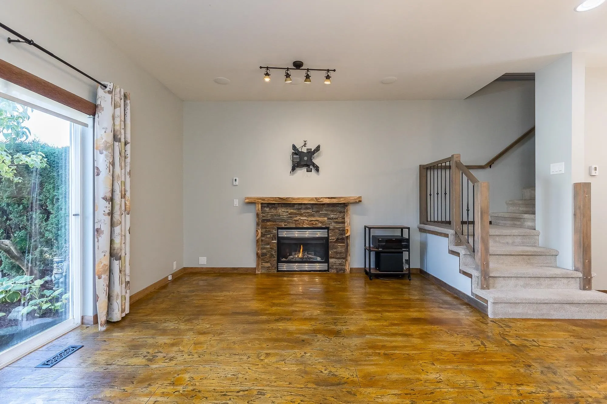 33751 7 Avenue #113