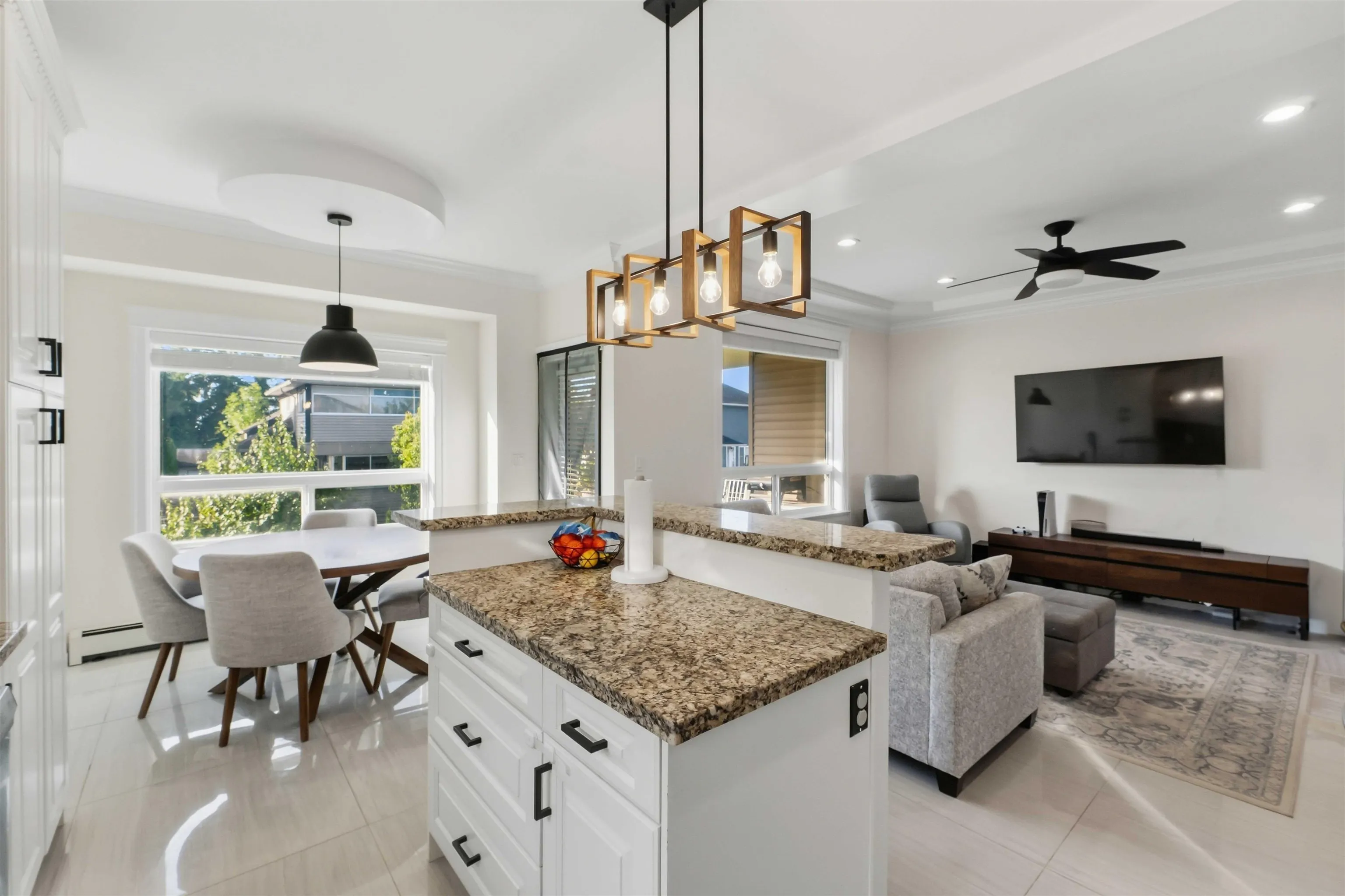 2753 Carriage Court