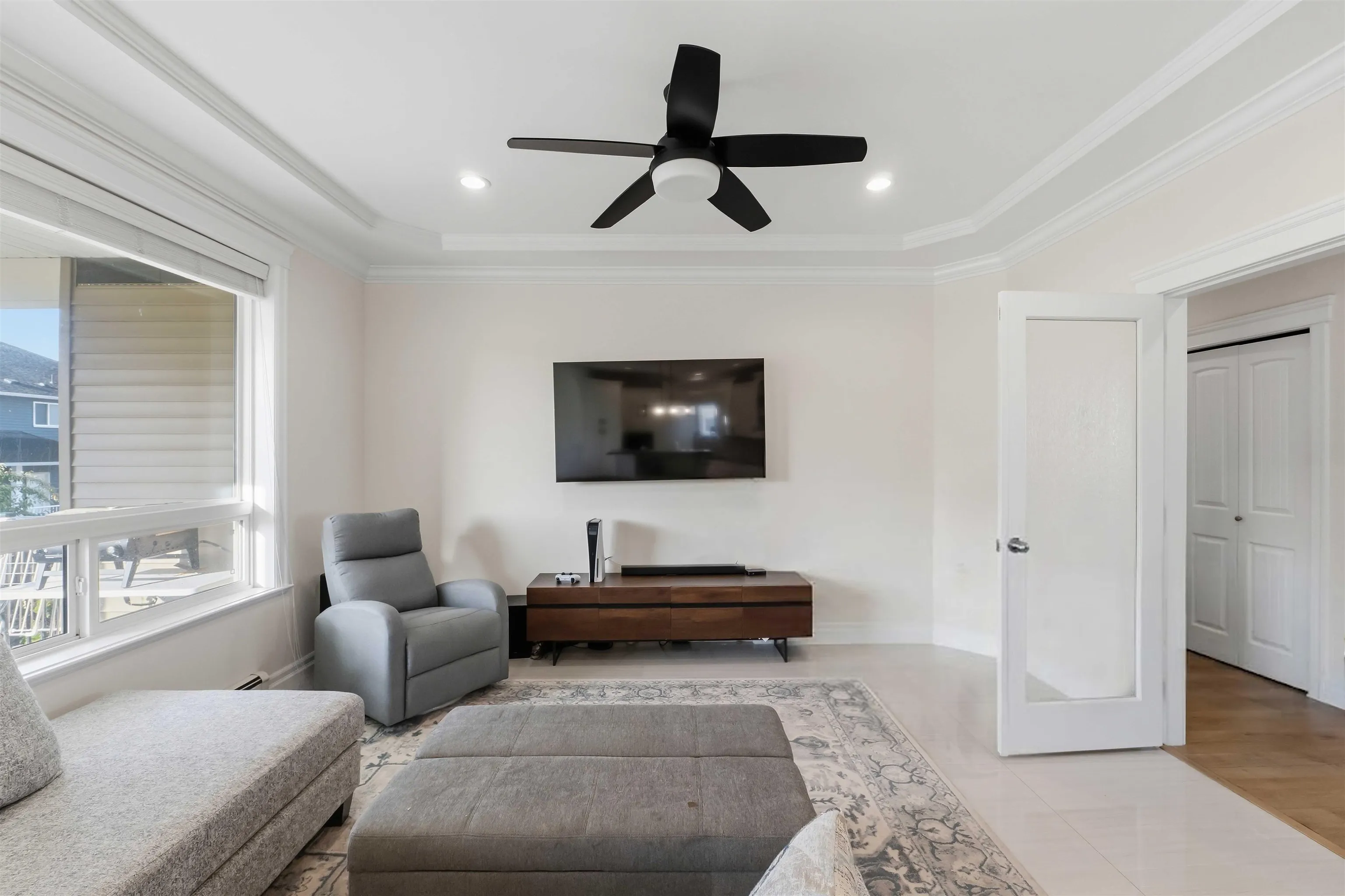 2753 Carriage Court