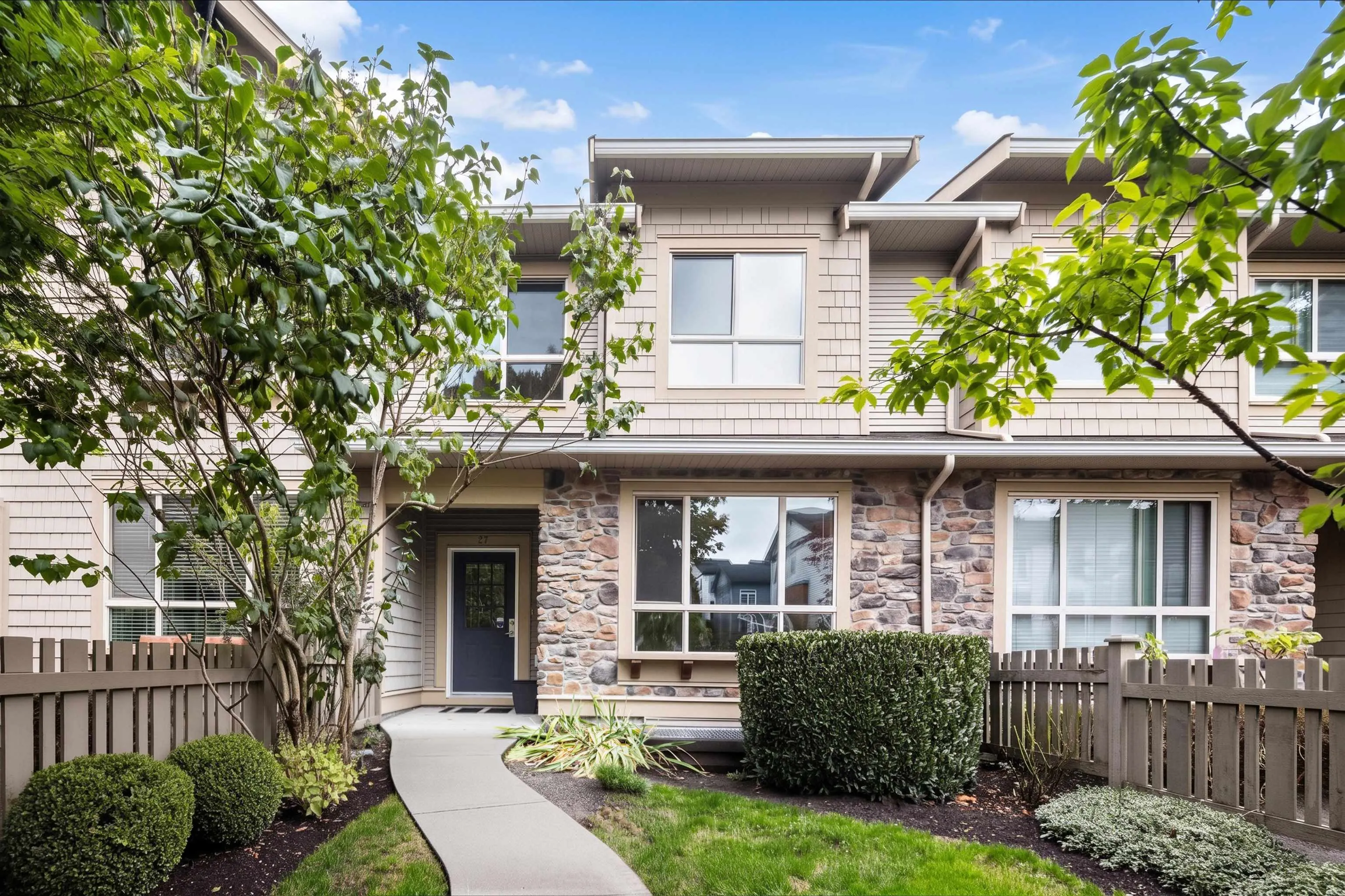 2738 158 Street #27