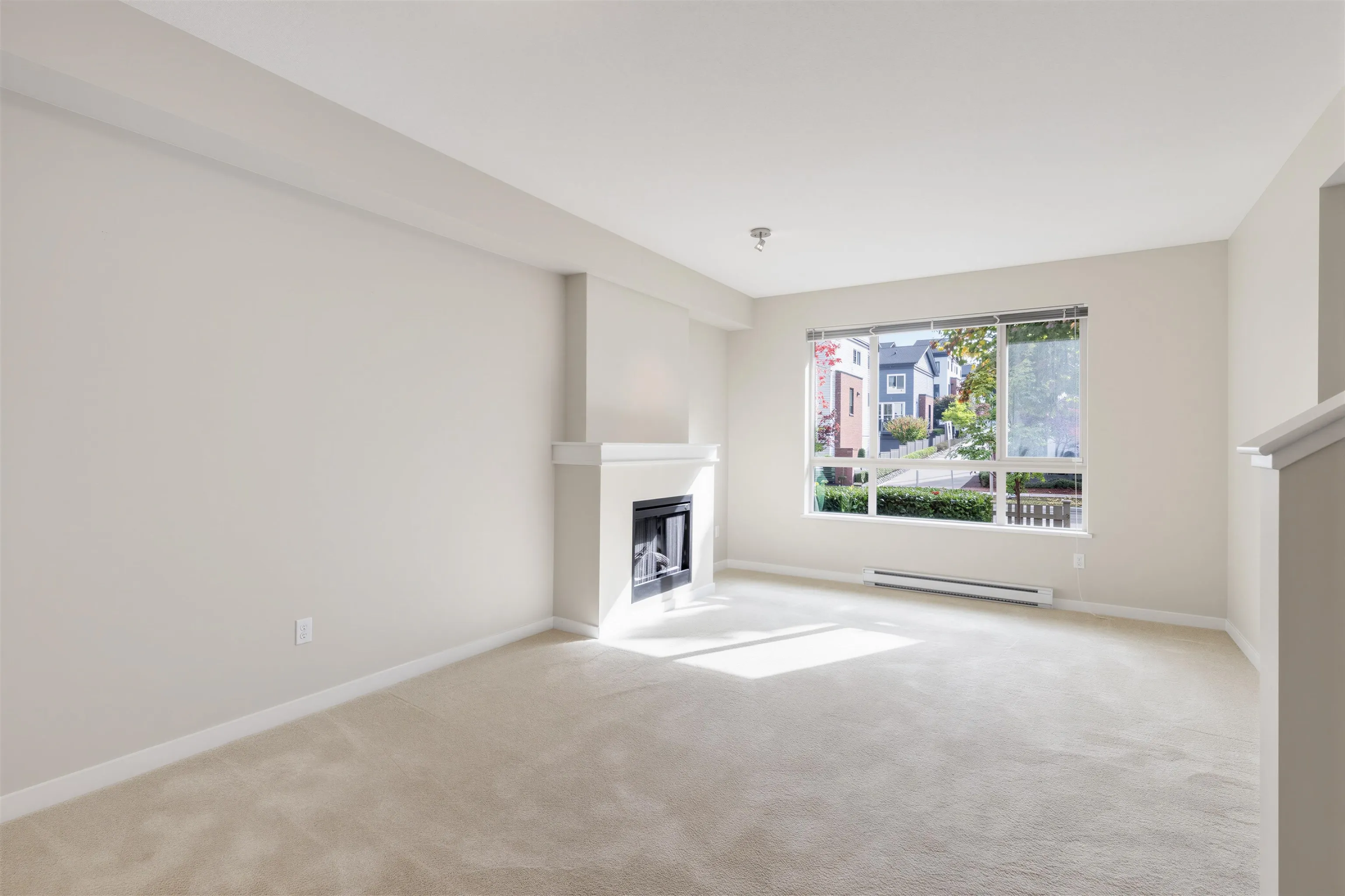 2738 158 Street #27