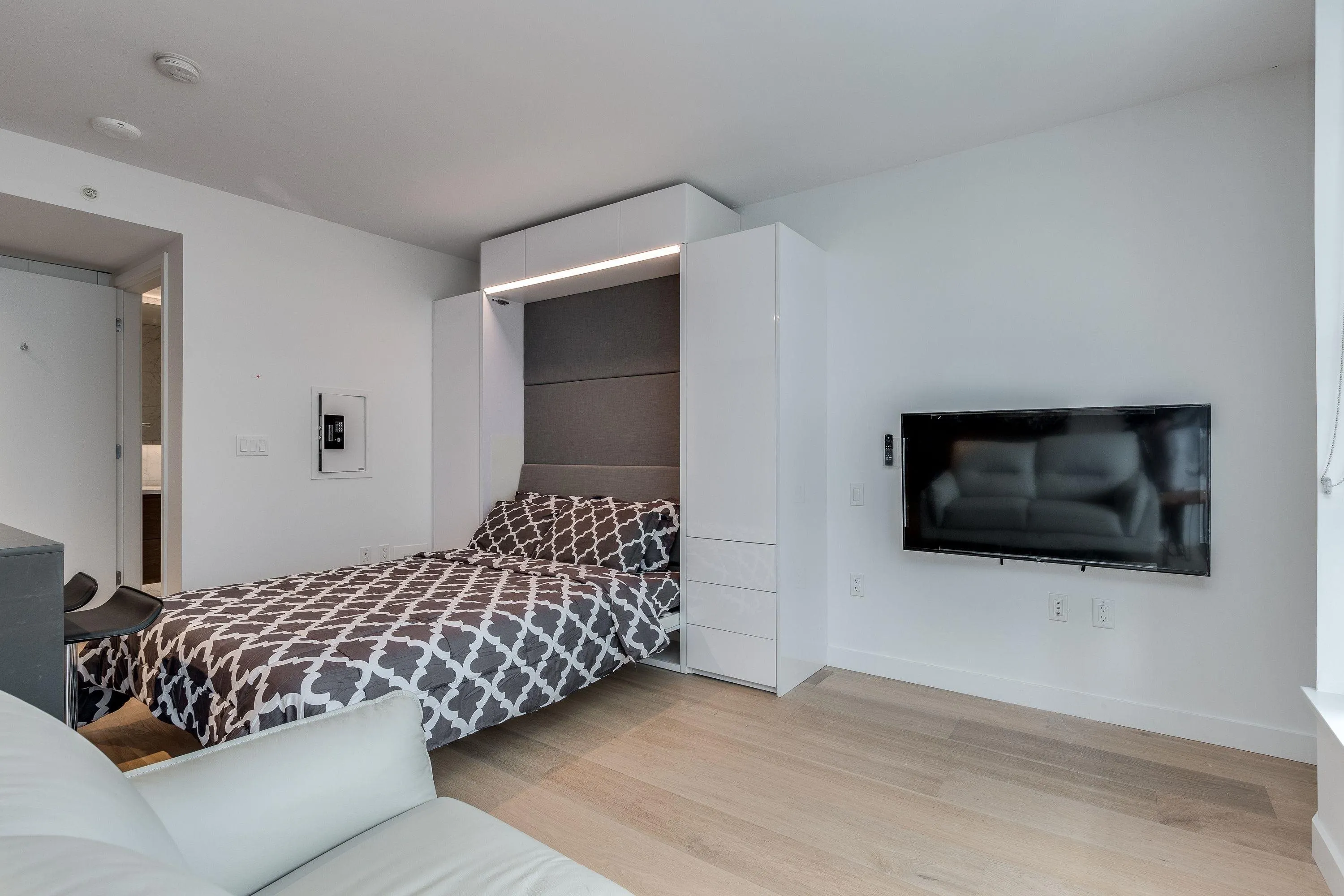 1289 Hornby Street #1003
