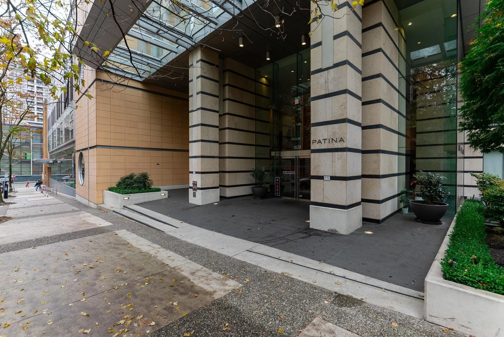 1028 Barclay Street #908