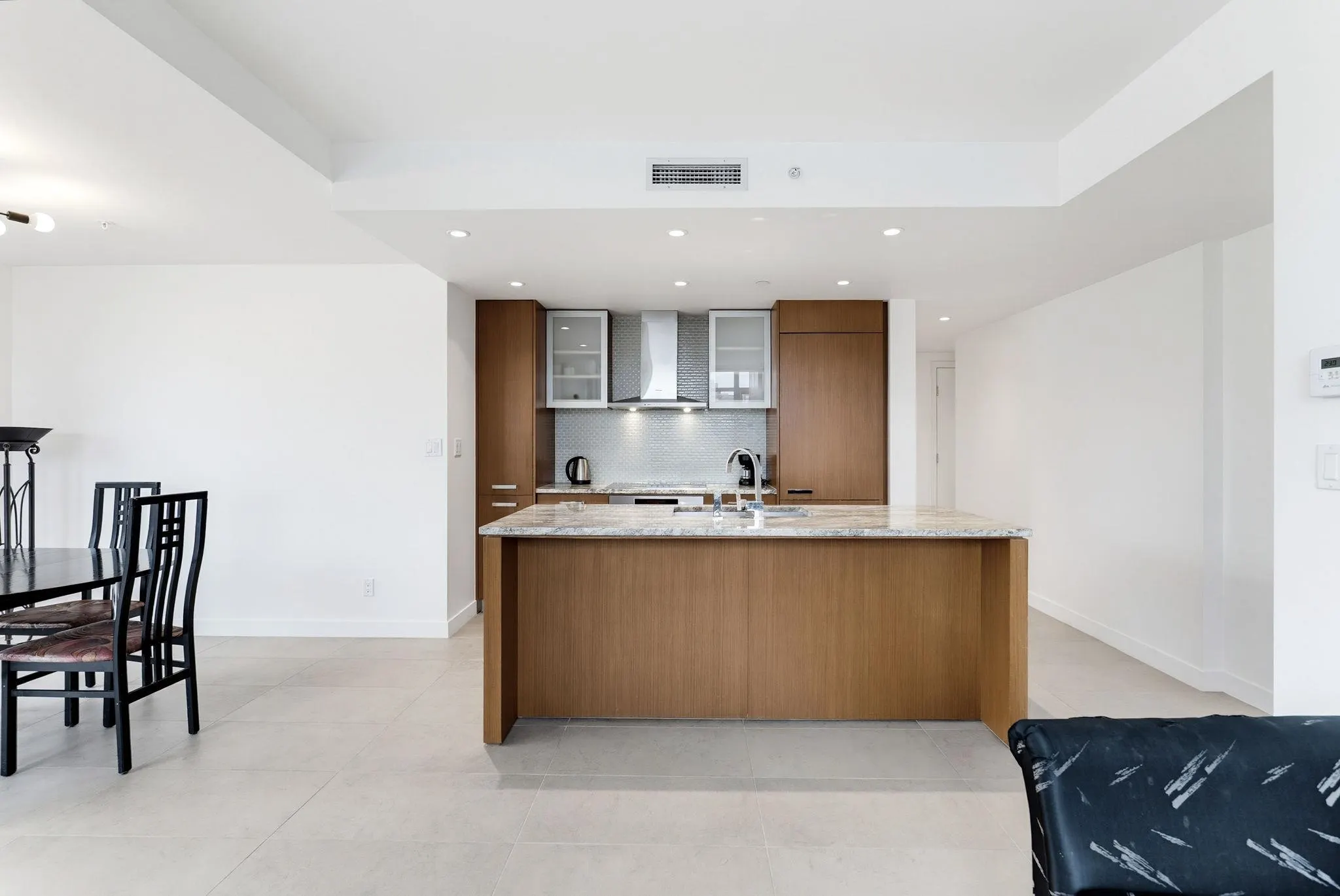 1028 Barclay Street #908