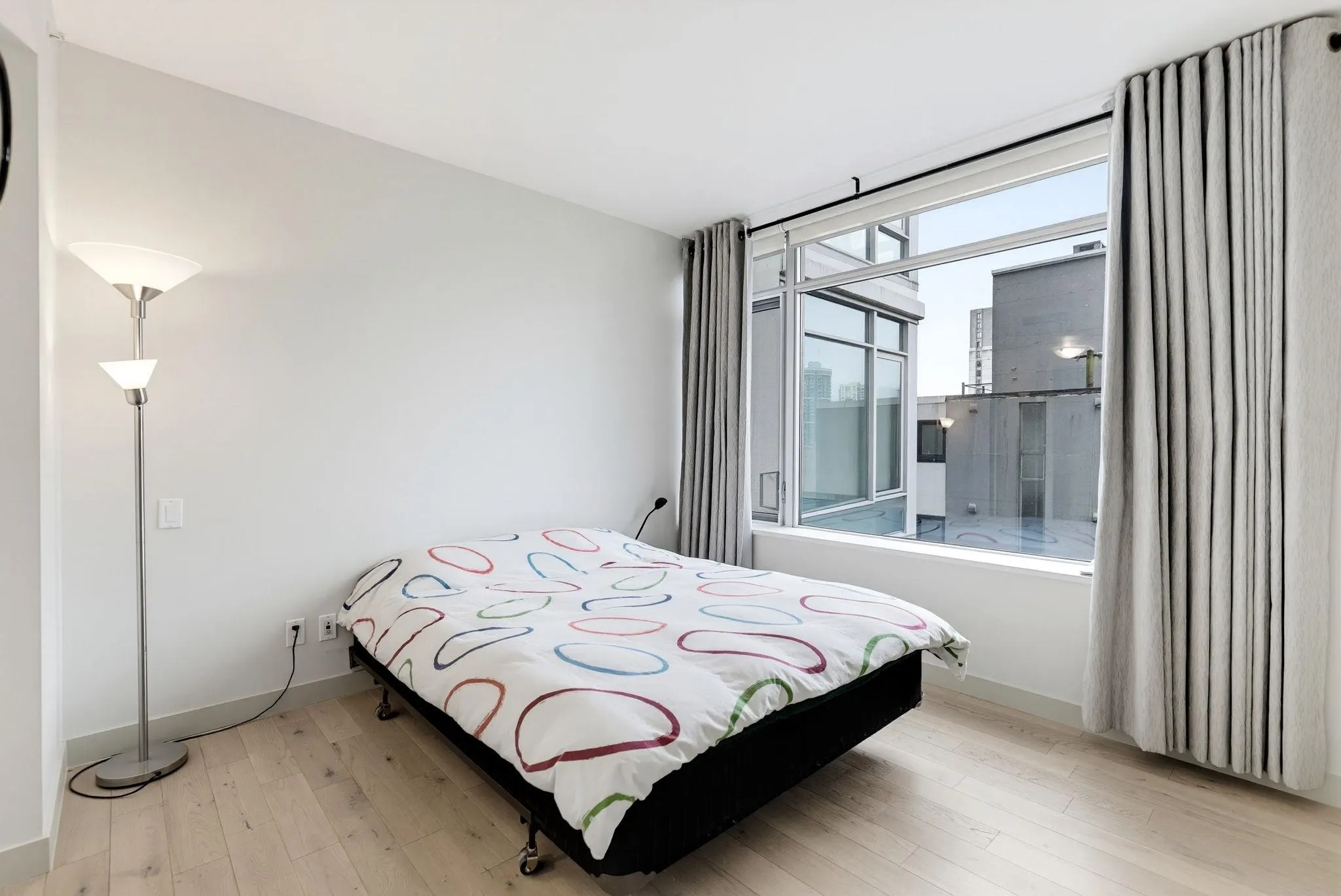 1028 Barclay Street #908