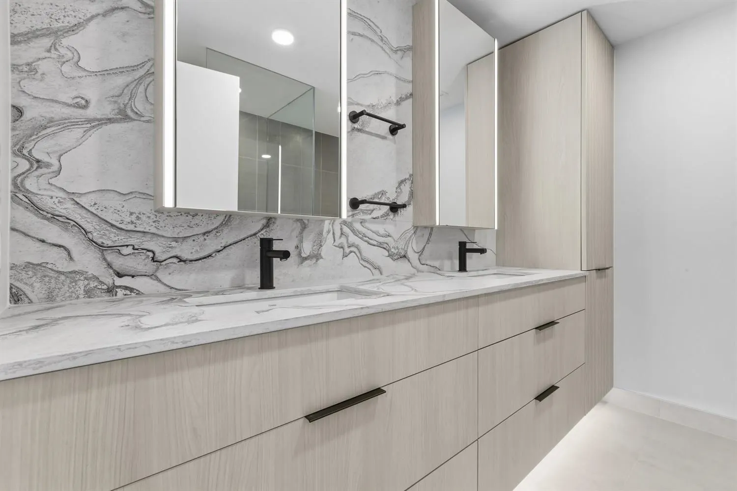 3590 W 39th Avenue #201