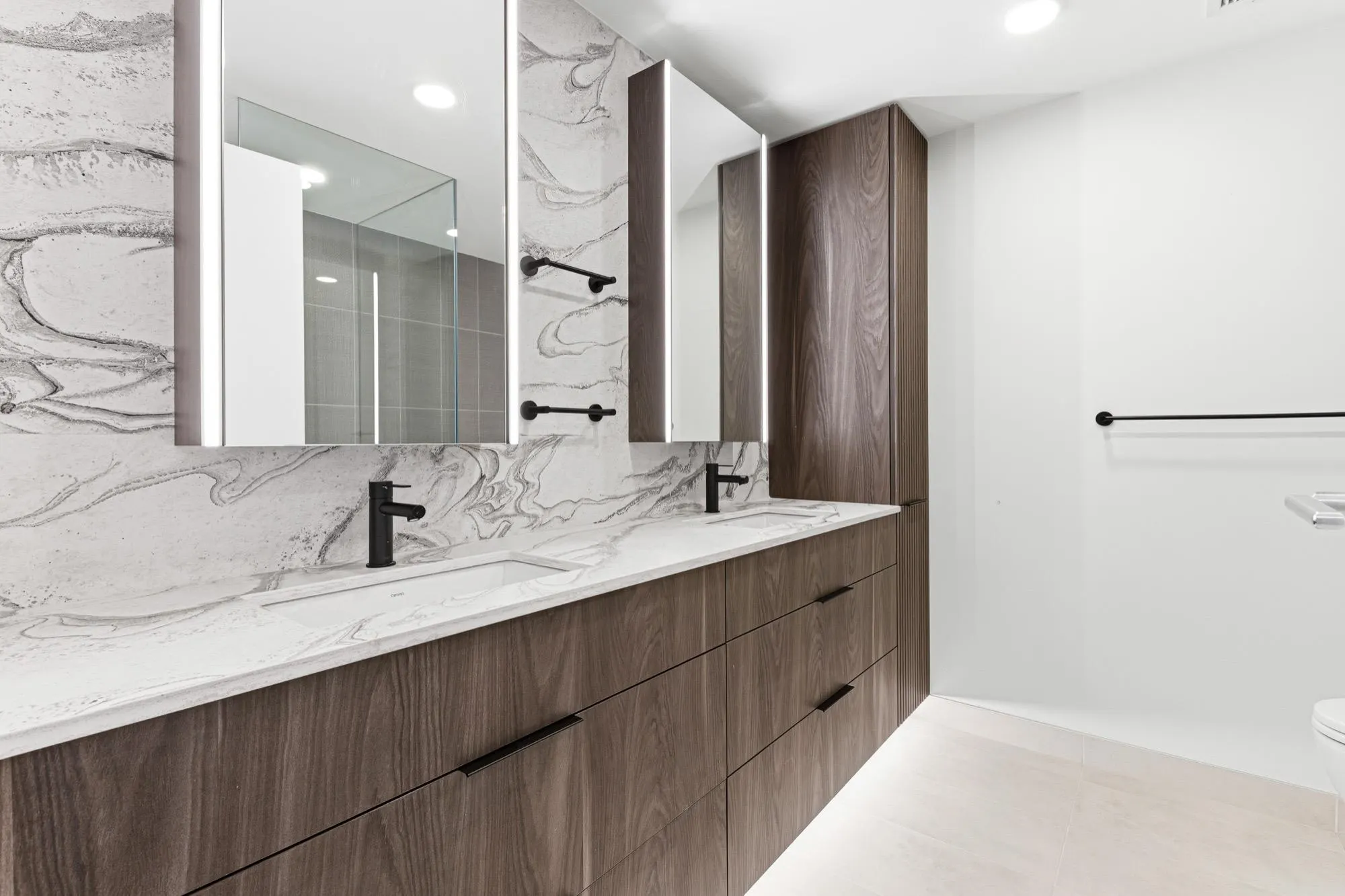 3590 W 39th Avenue #202