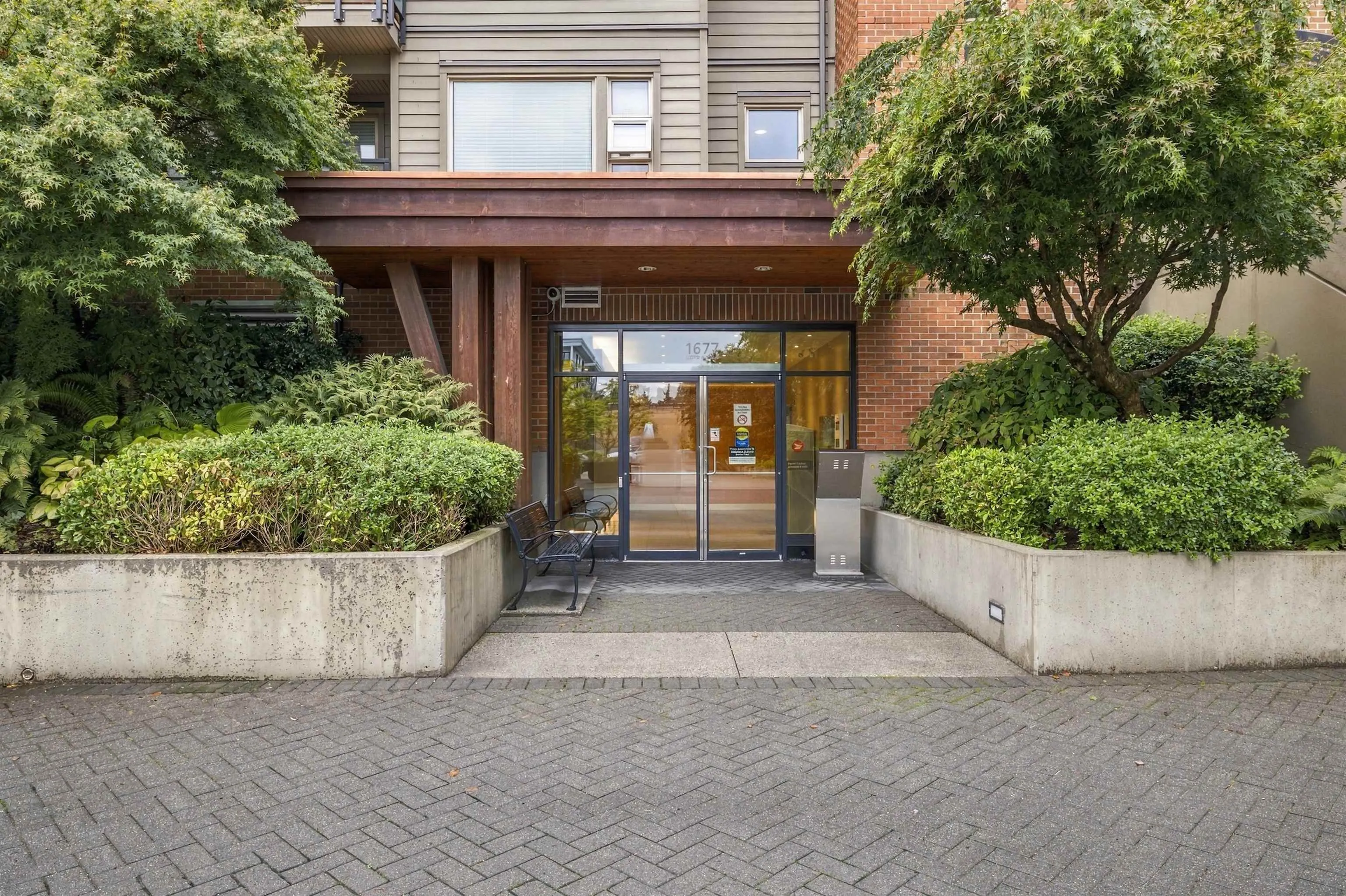 1677 Lloyd Avenue #504