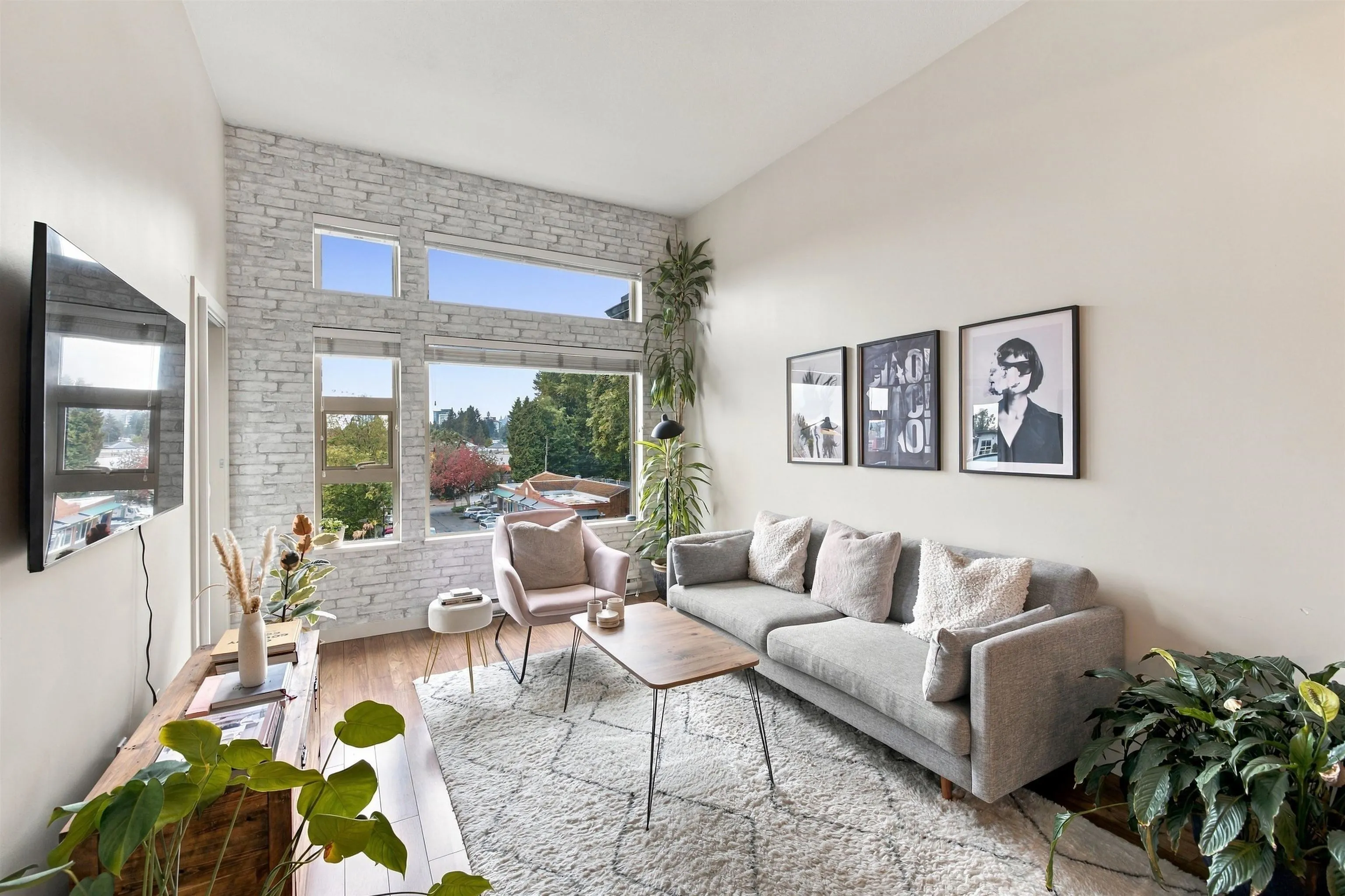 1677 Lloyd Avenue #504