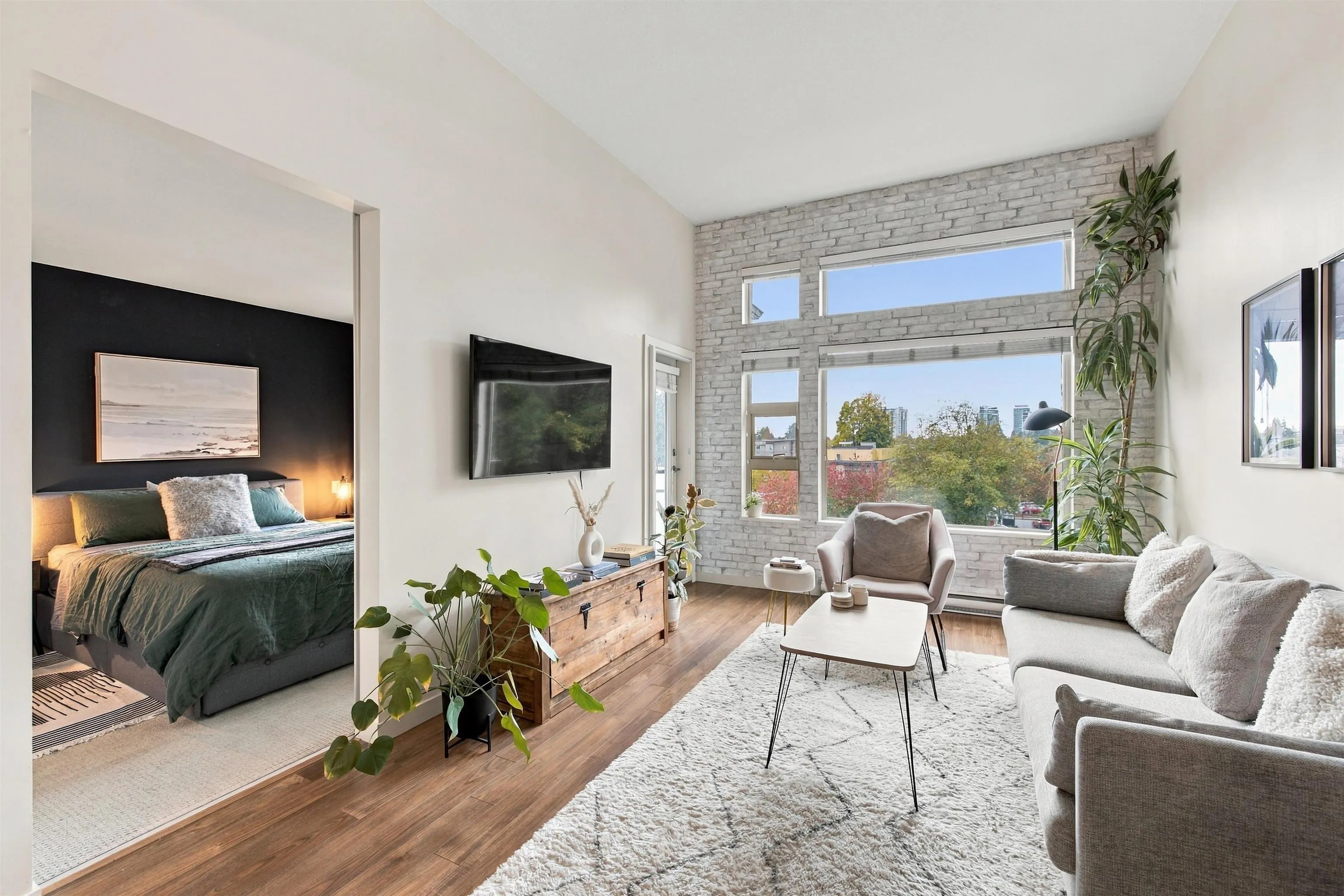 1677 Lloyd Avenue #504