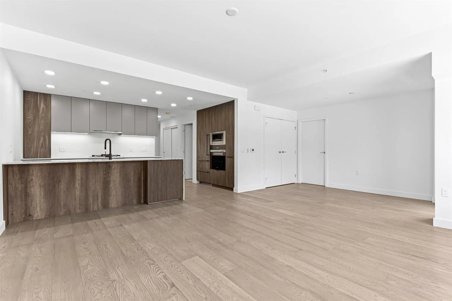 3590 W 39th Avenue #203