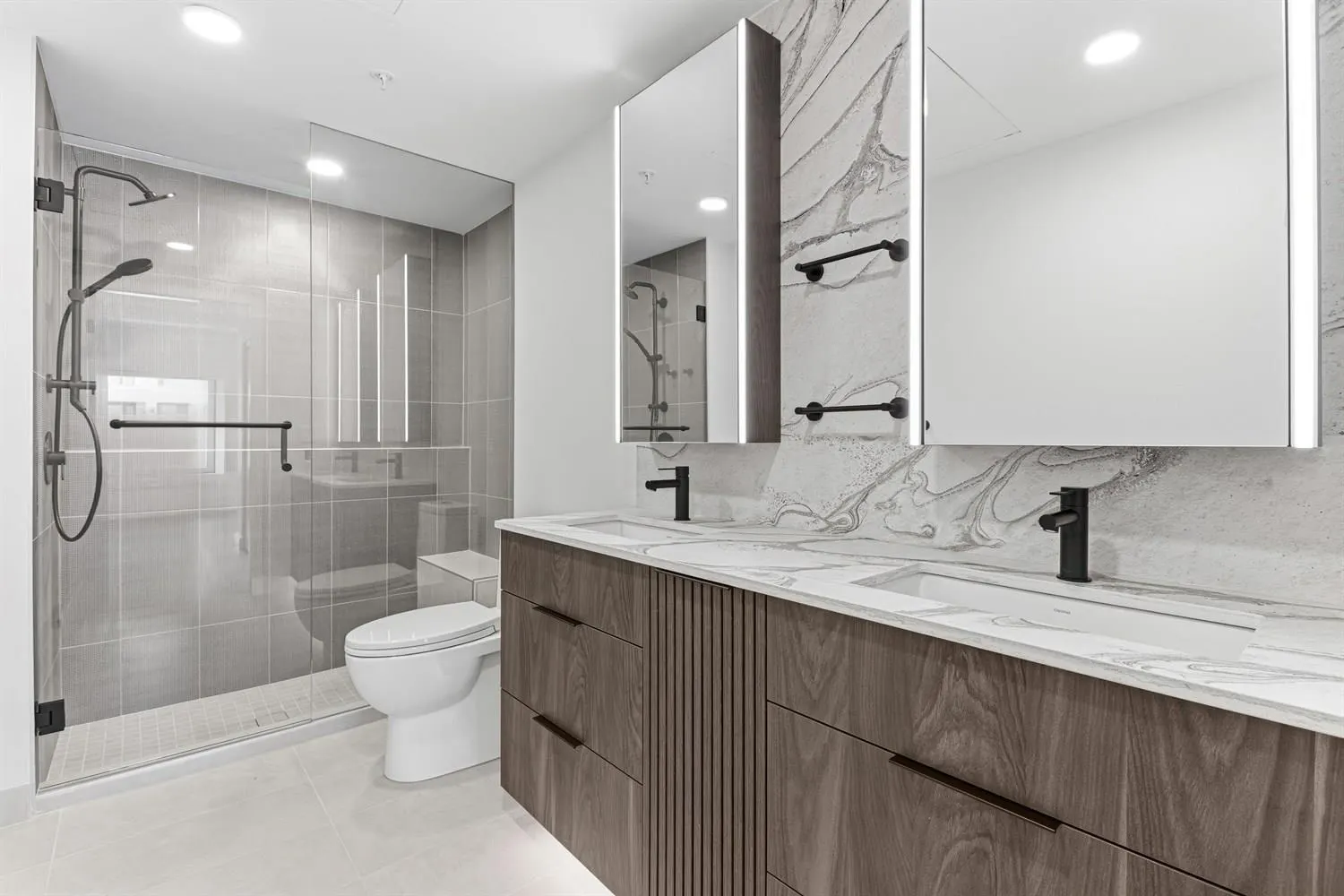 3590 W 39th Avenue #203