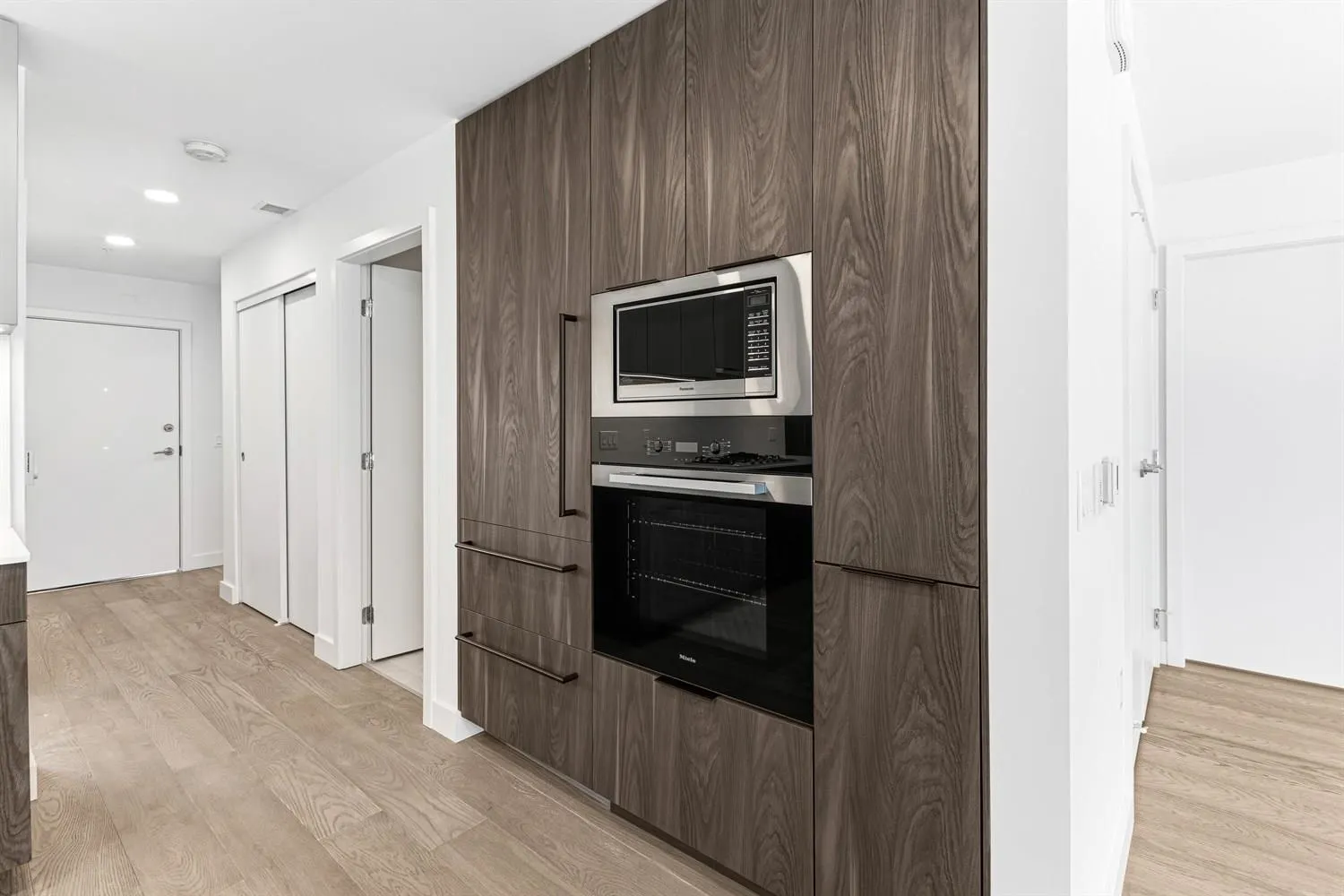 3590 W 39th Avenue #203