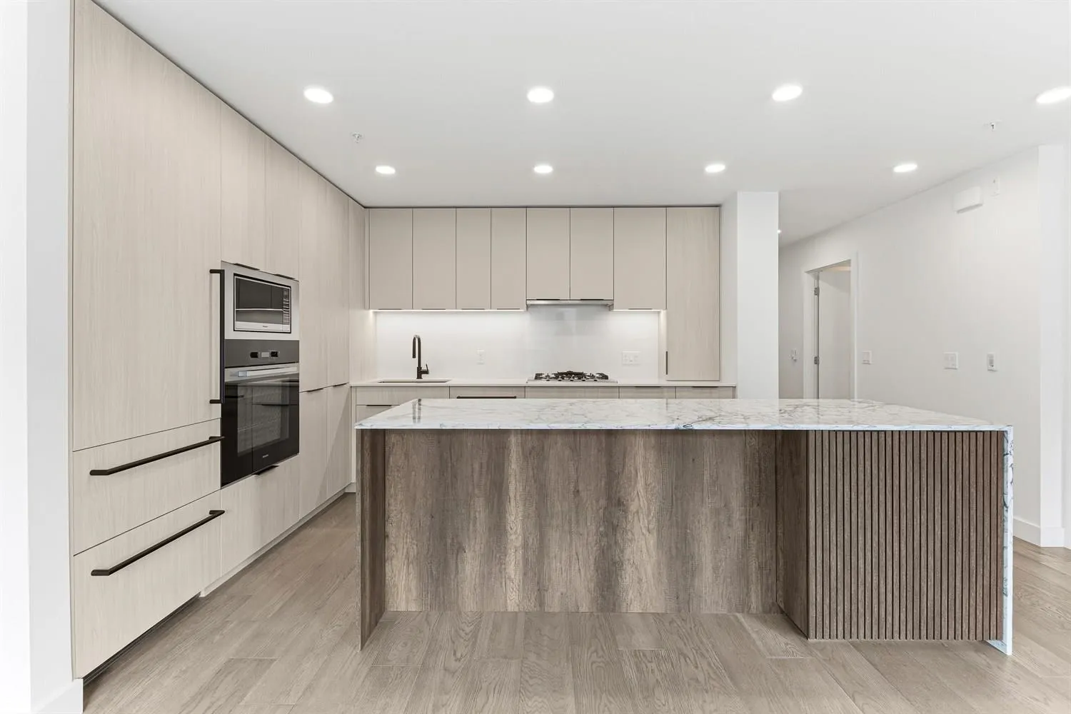 3590 W 39th Avenue #205