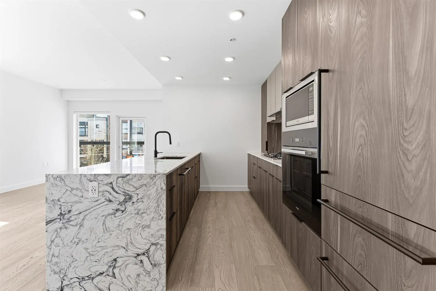 3590 W 39th Avenue #206