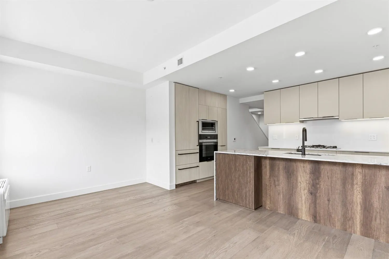 3590 W 39th Avenue #303