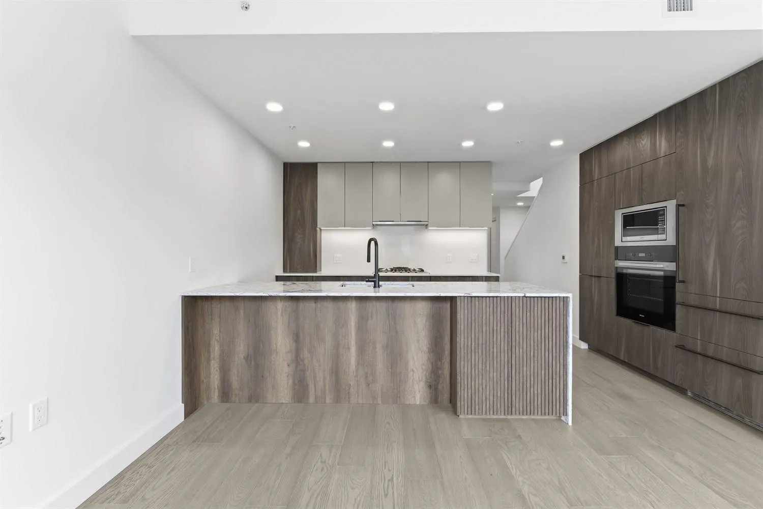 3590 W 39th Avenue #305
