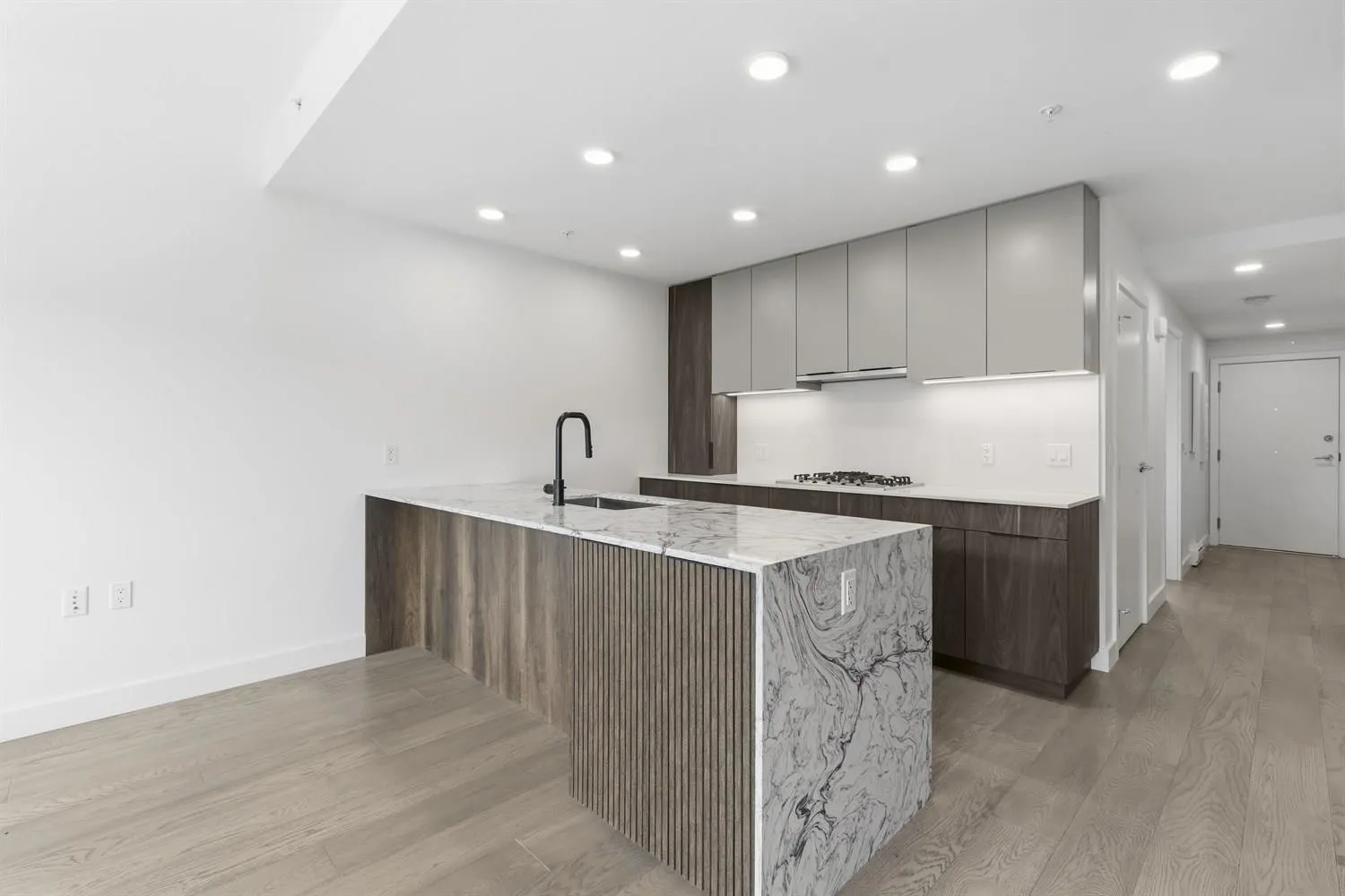 3590 W 39th Avenue #305