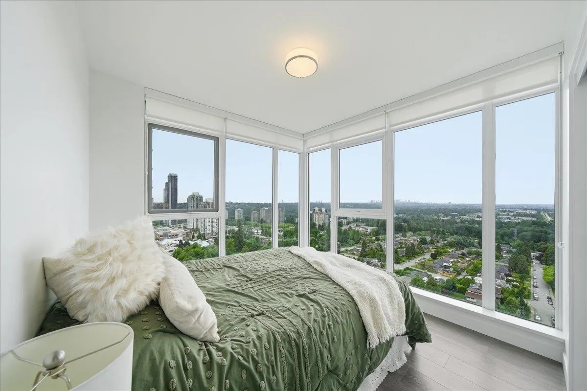 652 Whiting Way #1904