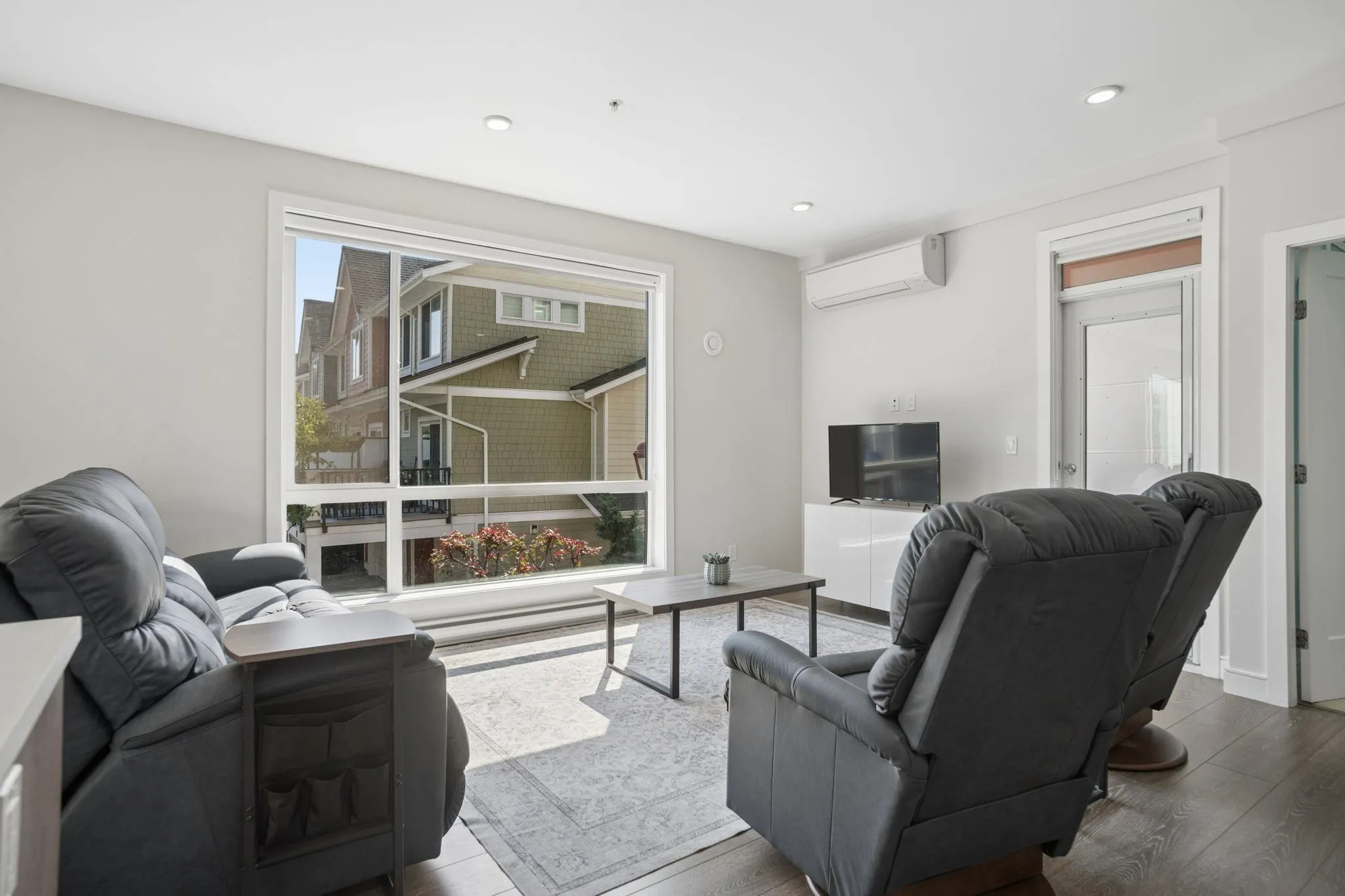 11507 84 Avenue #216