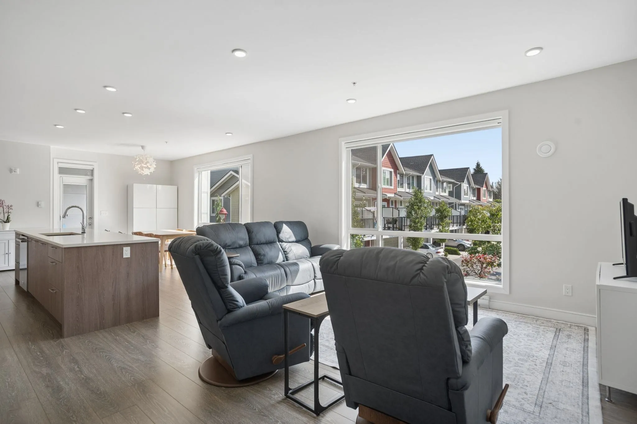 11507 84 Avenue #216