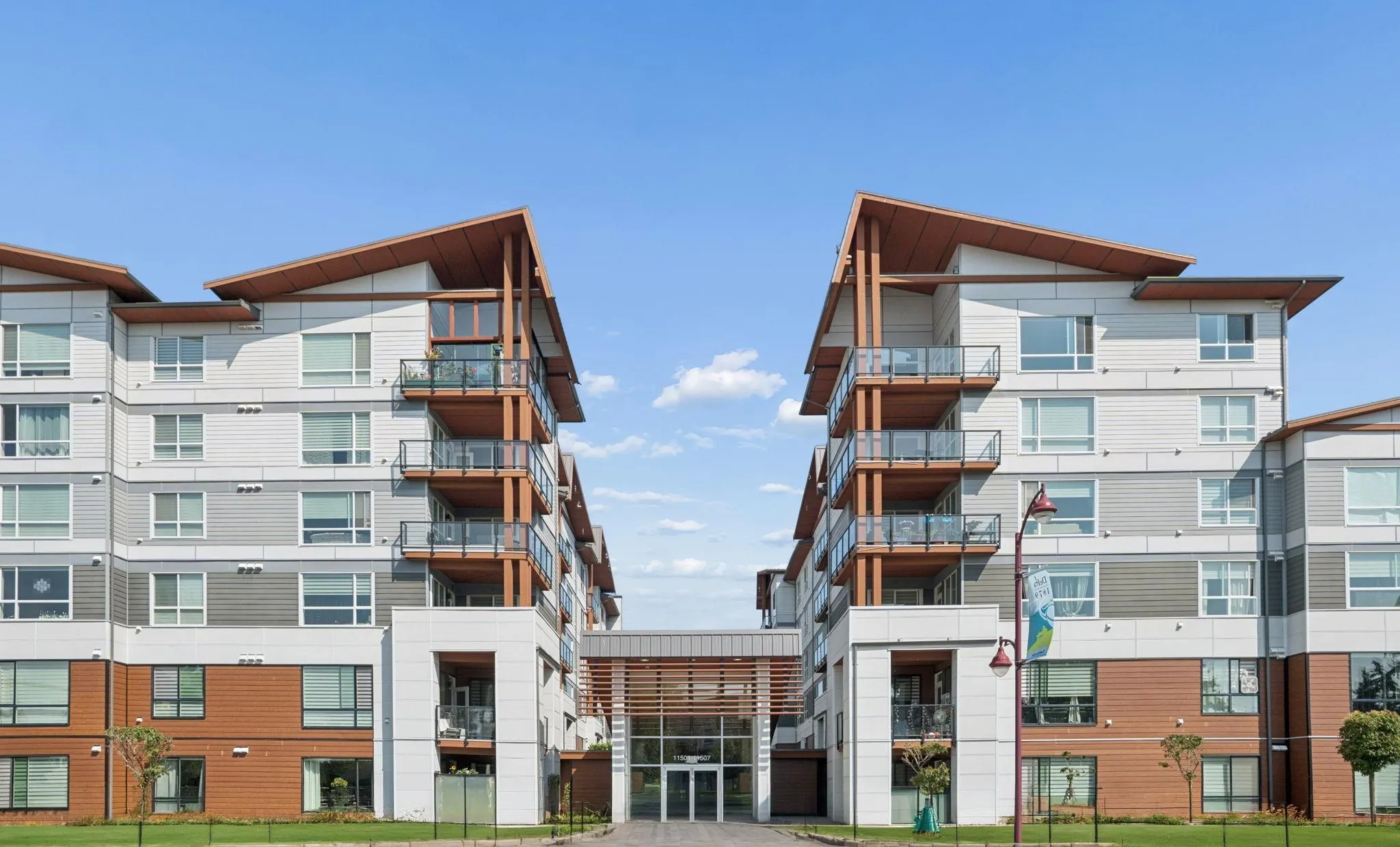 11507 84 Avenue #216