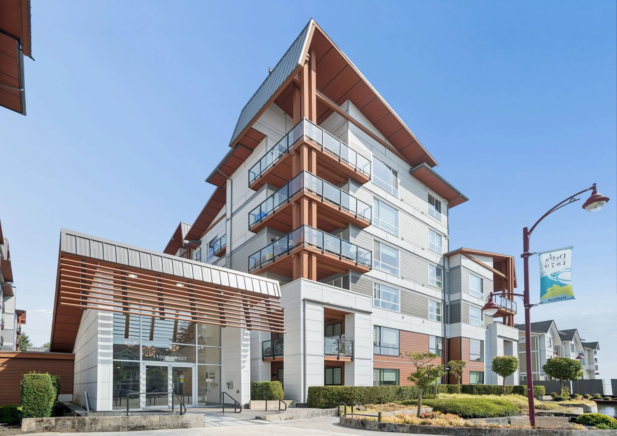 11507 84 Avenue #216