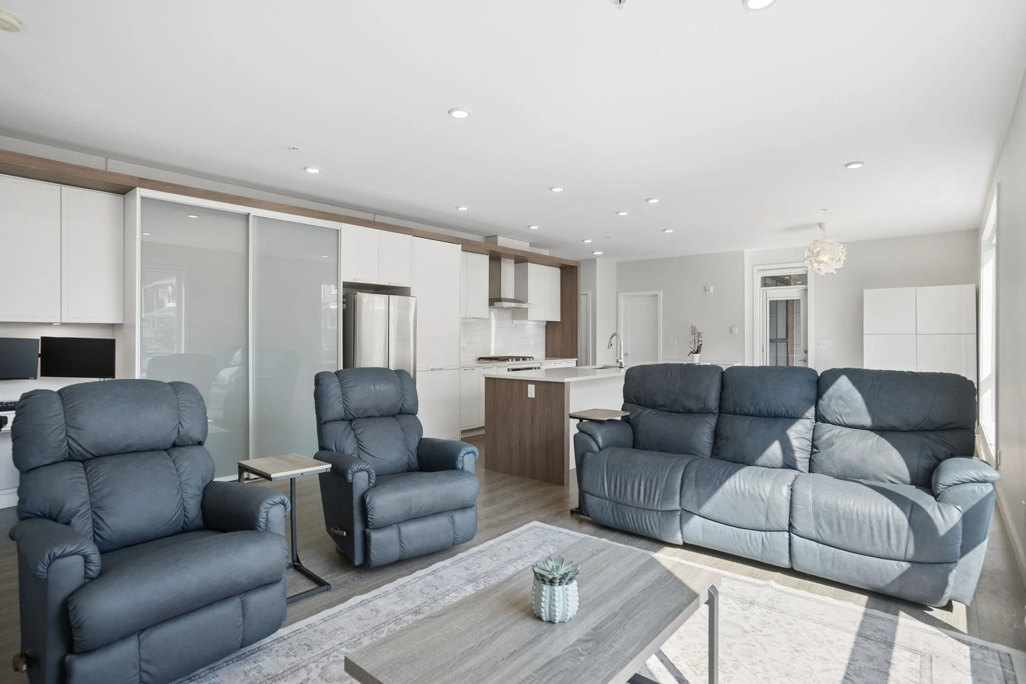 11507 84 Avenue #216