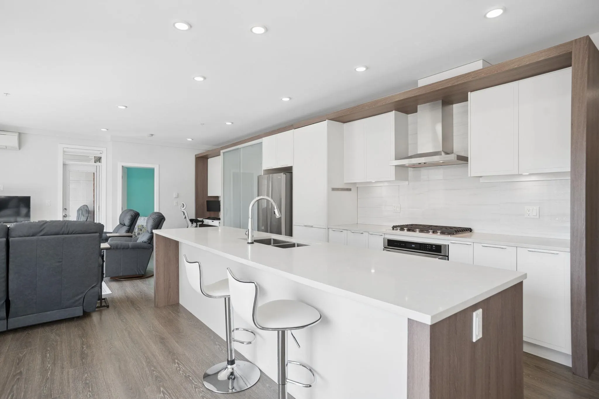 11507 84 Avenue #216