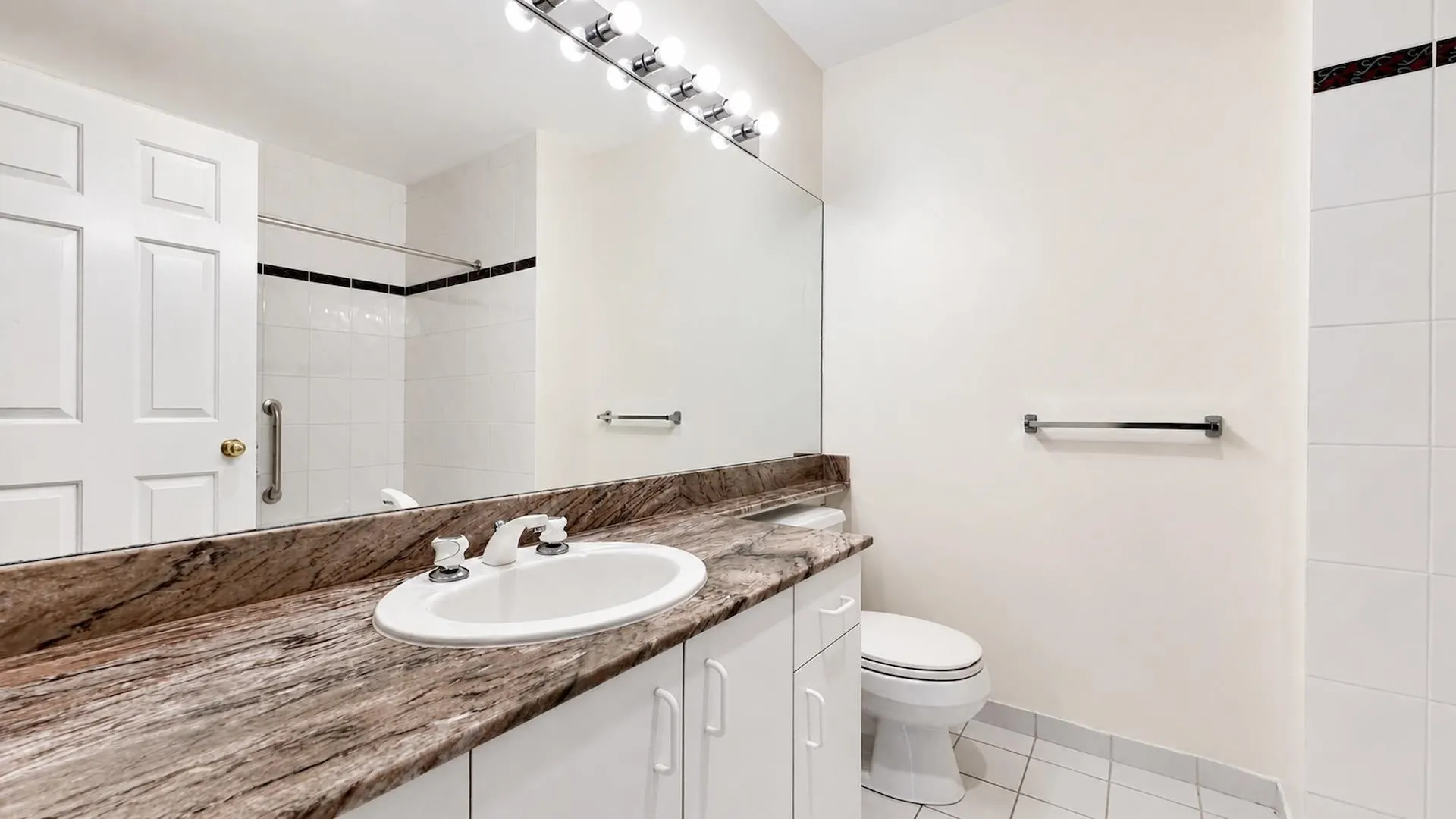 6521 Bonsor Avenue #502