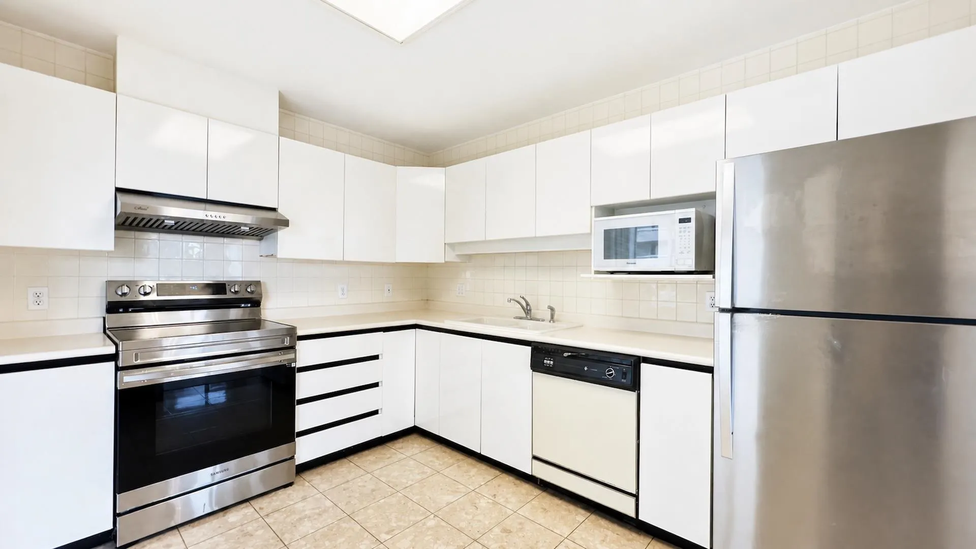 6521 Bonsor Avenue #502