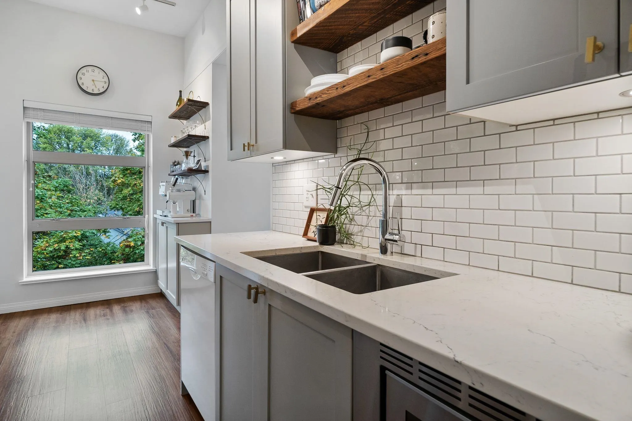 301 Maude Road #409