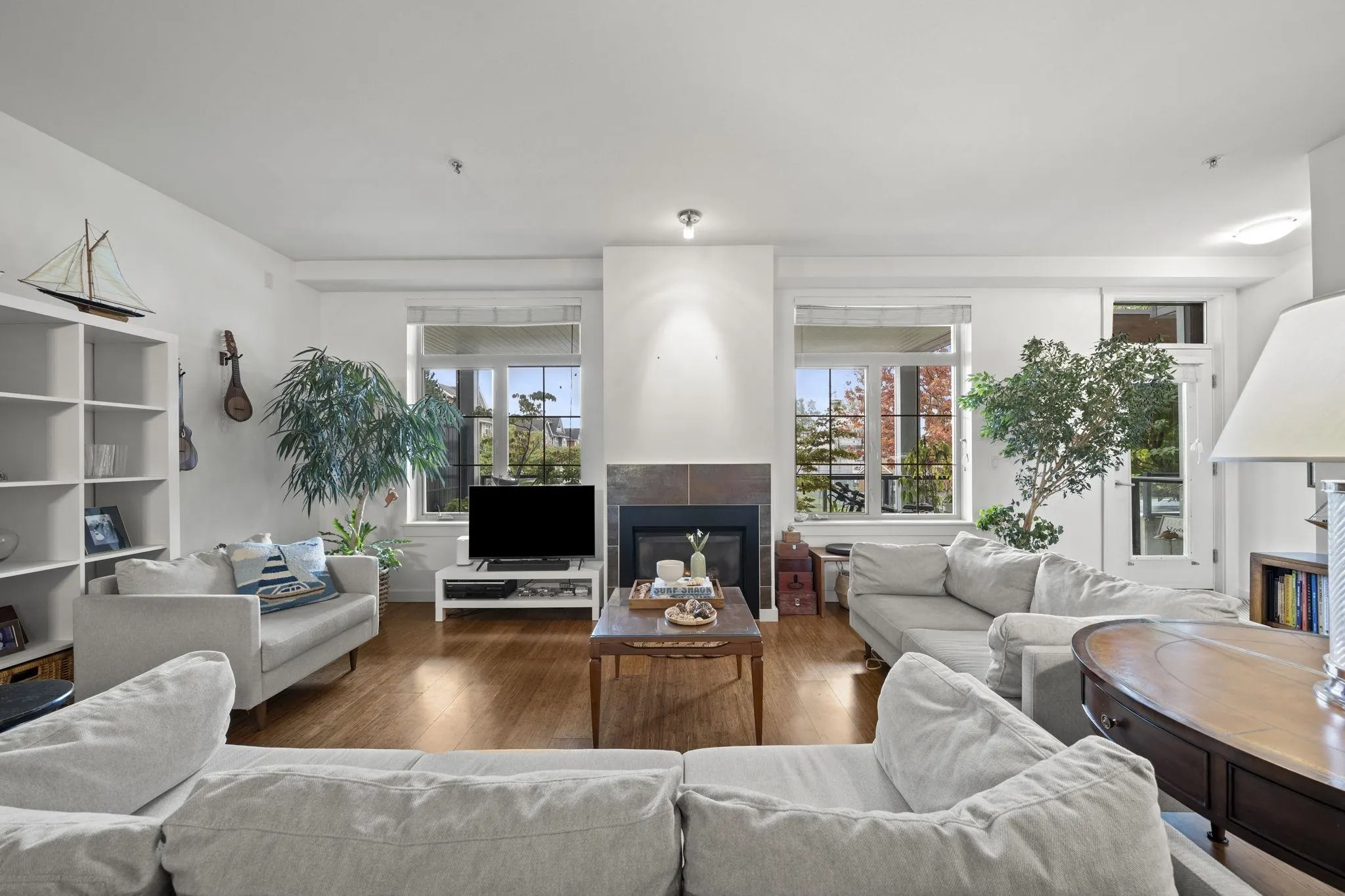 6233 London Road #7