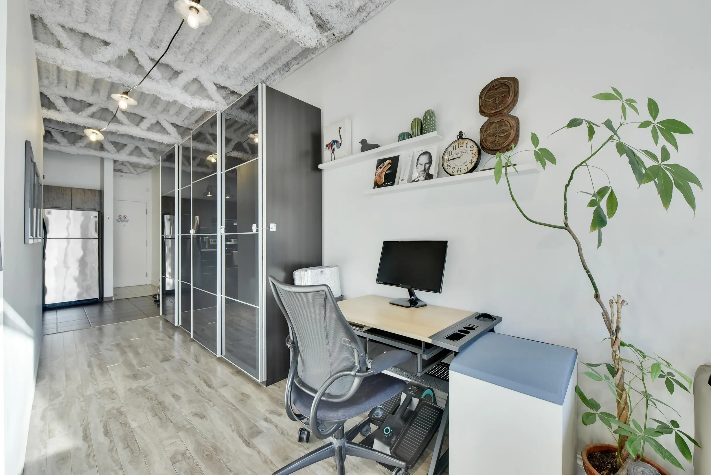 350 E 2nd Avenue #305