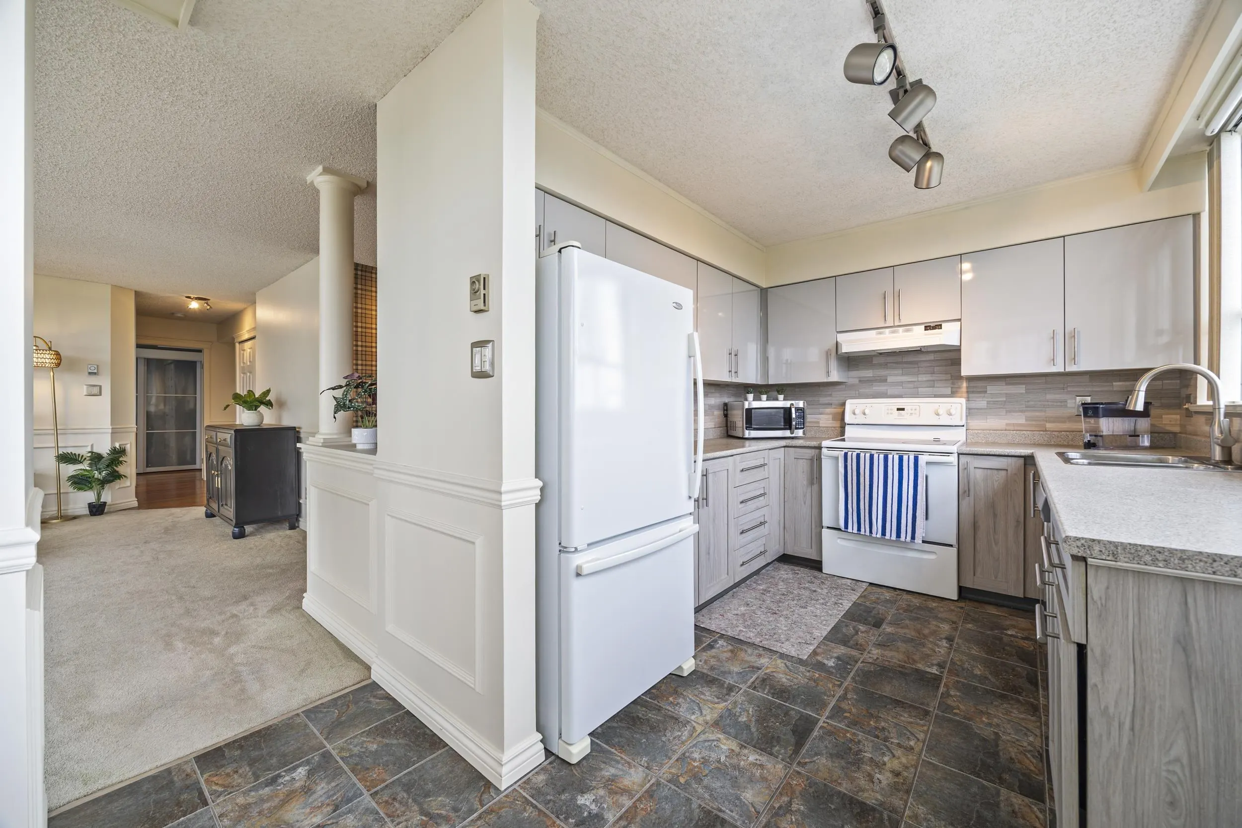 11920 80 Avenue #1204