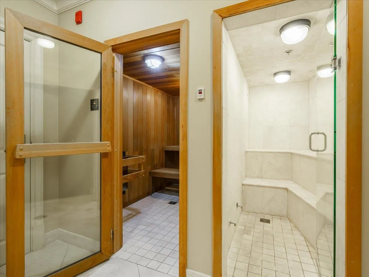 526 Waters Edge Crescent #PH