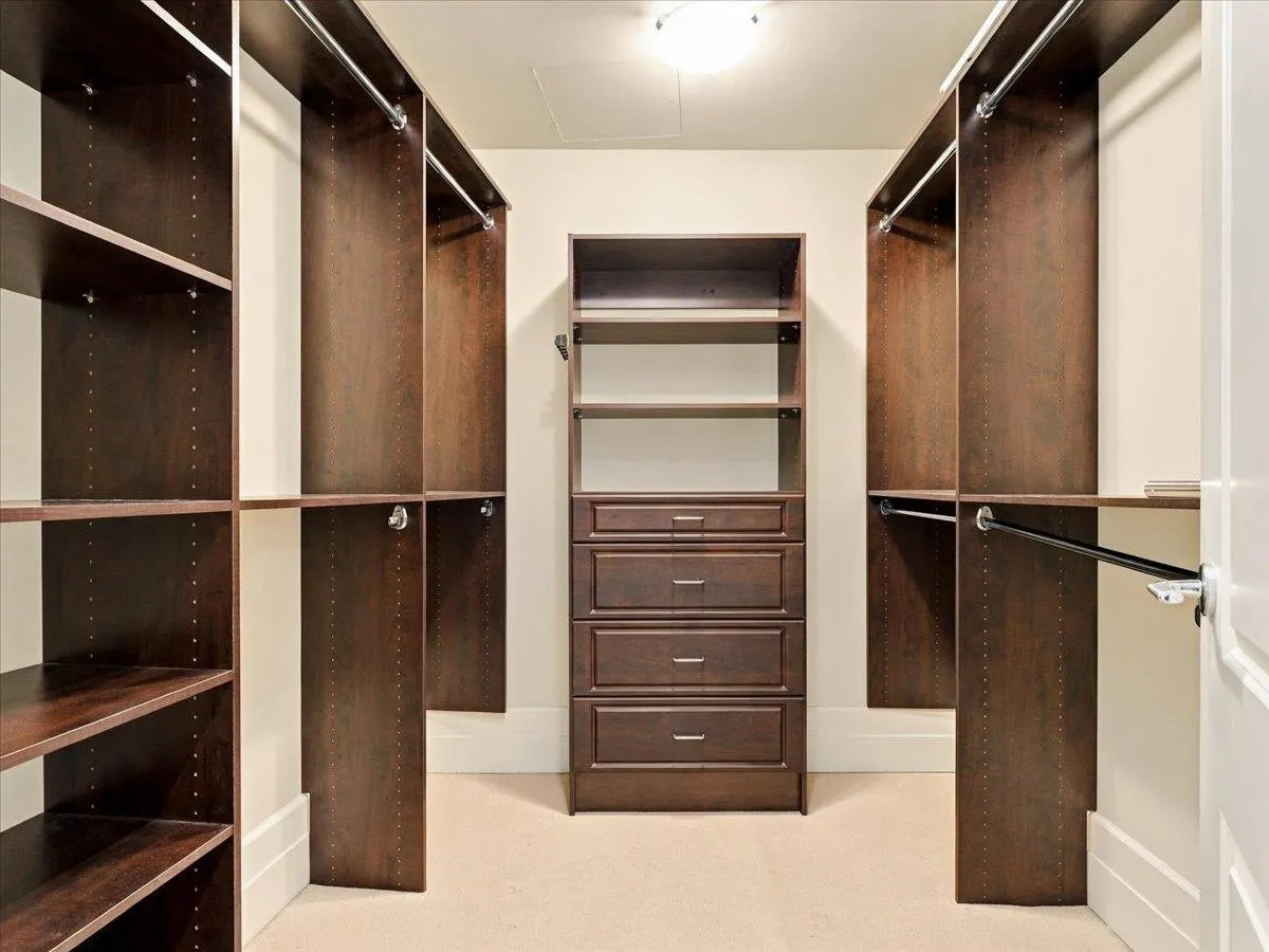 526 Waters Edge Crescent #PH
