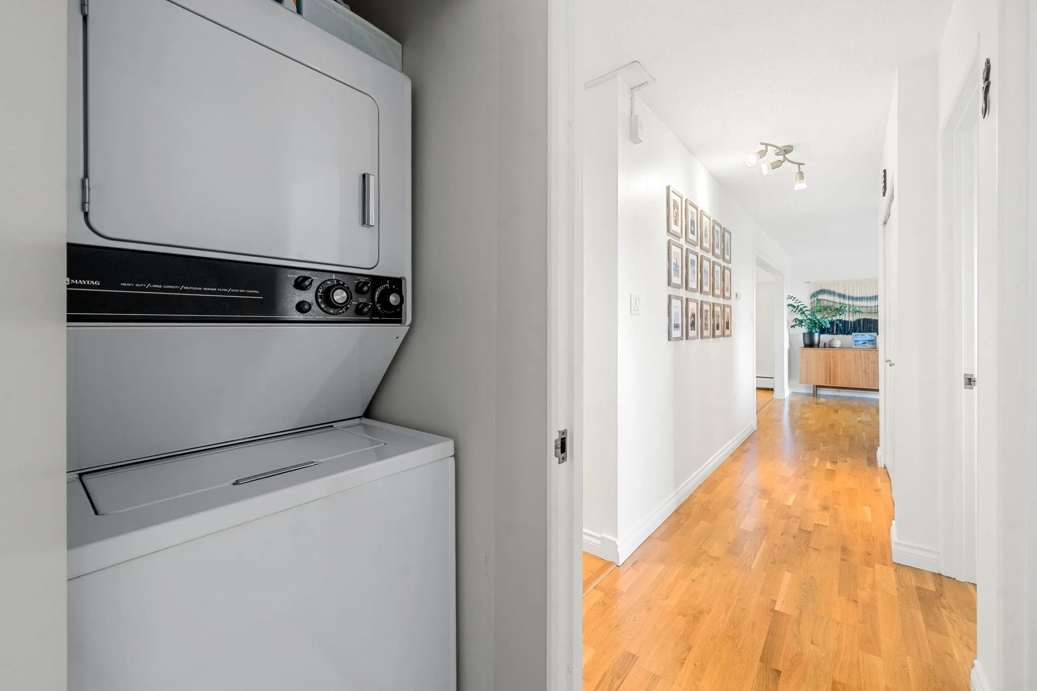 150 E 5th Street #204
