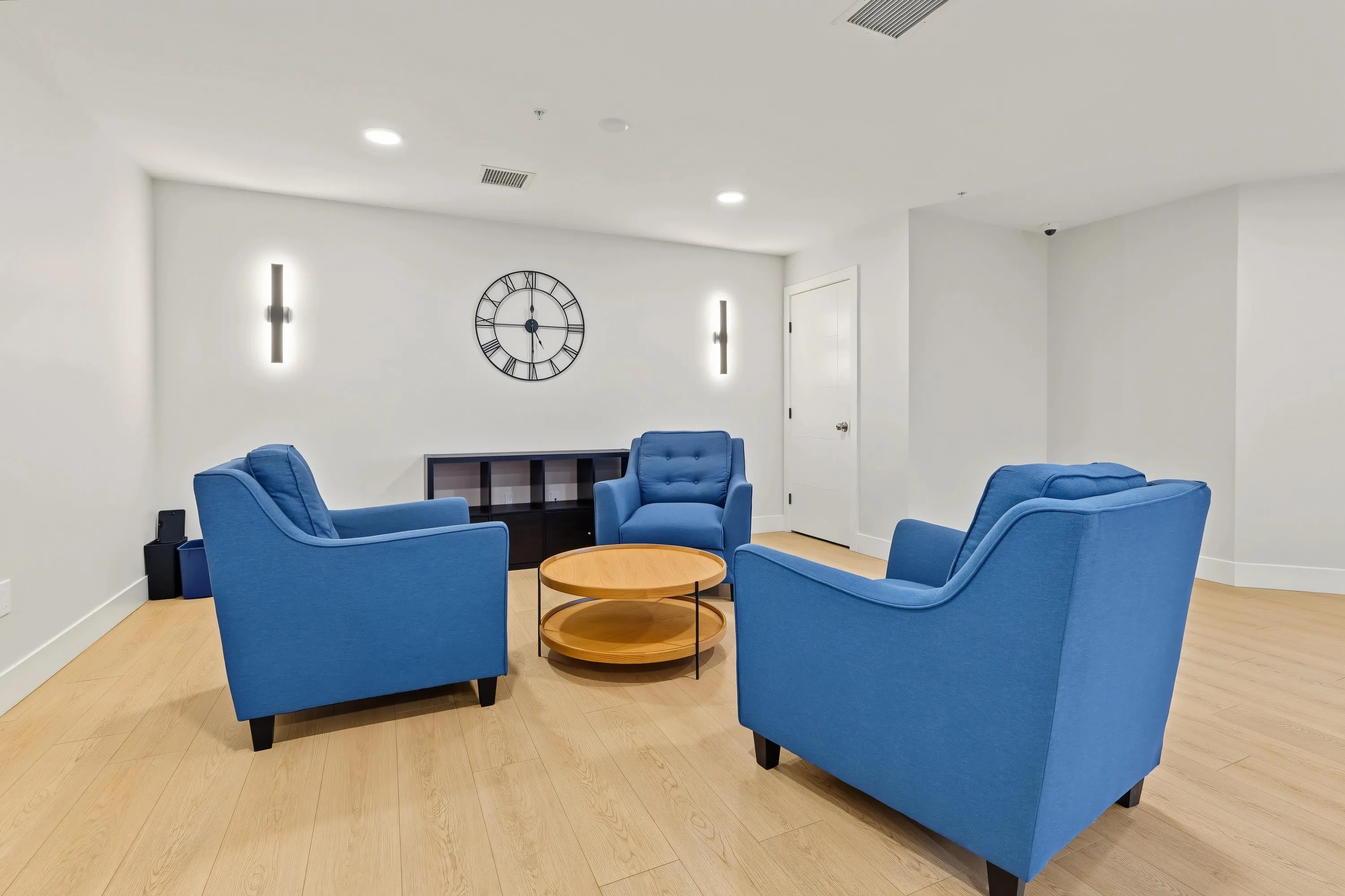 13458 95 Avenue #602
