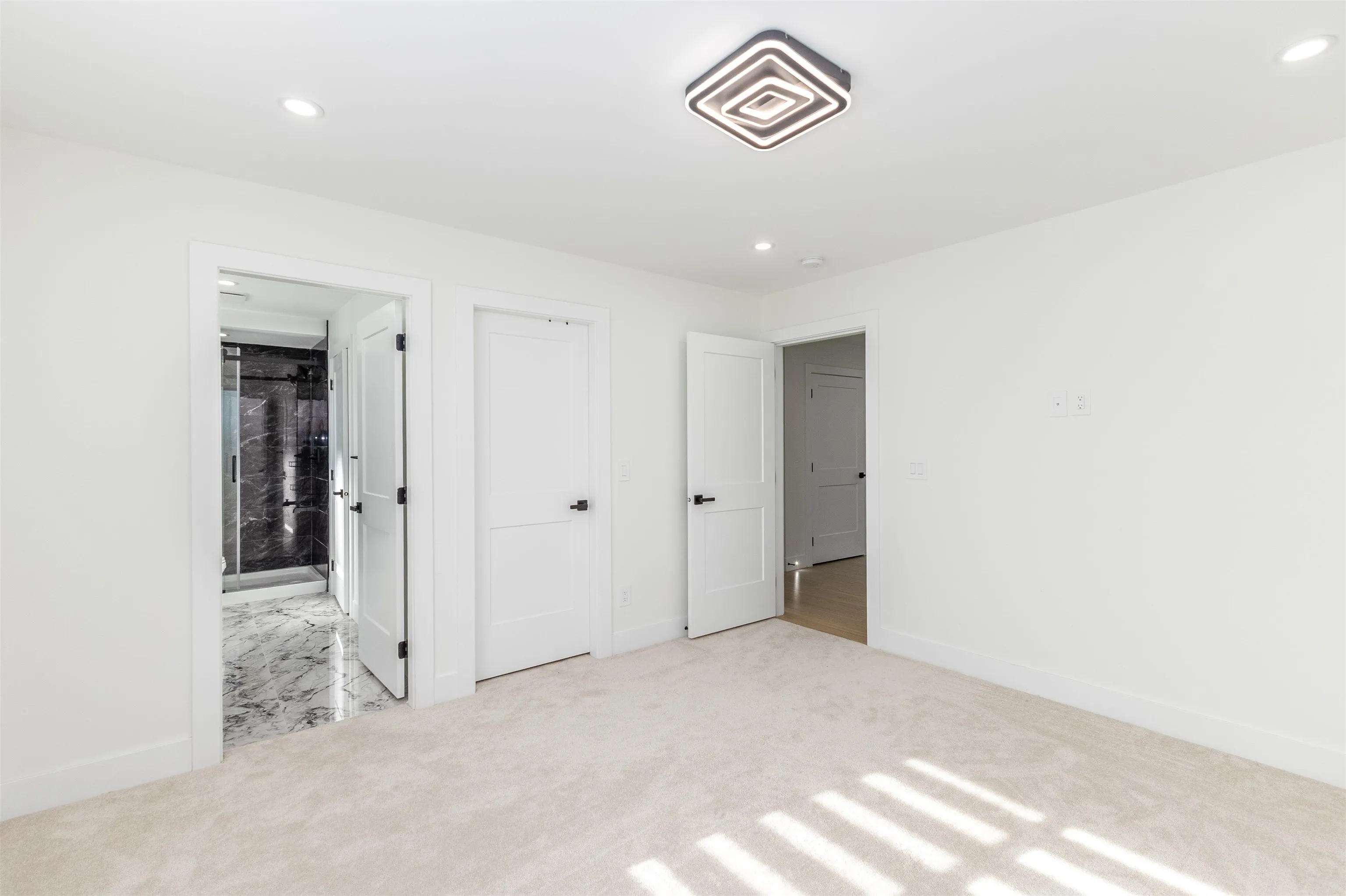 3265 Saturna Crescent