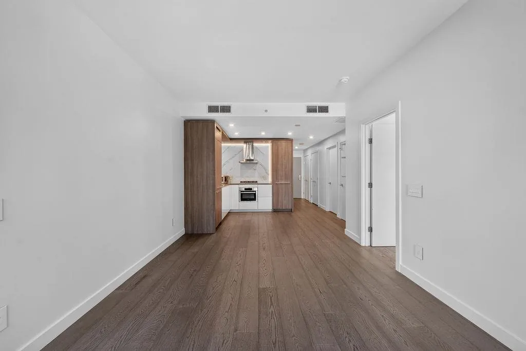 15165 Thrift Avenue #303