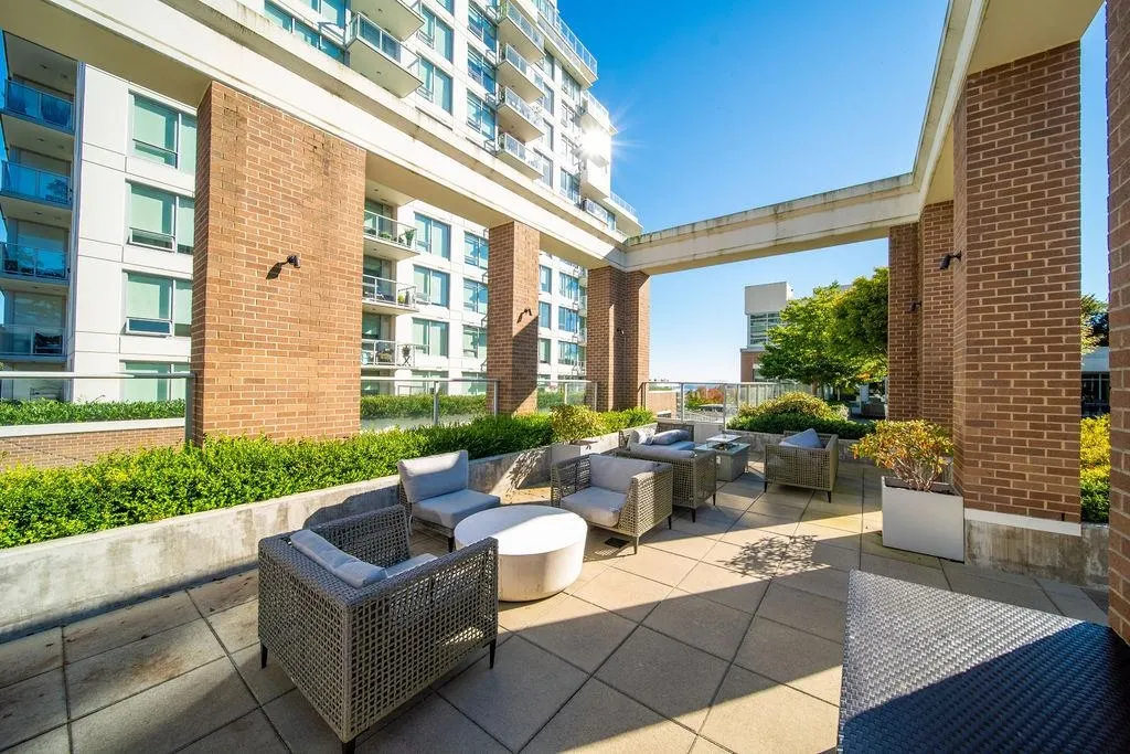 15165 Thrift Avenue #303