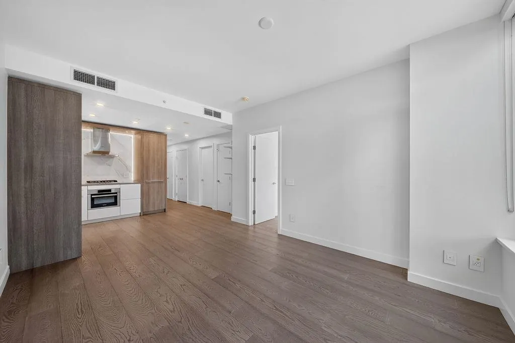 15165 Thrift Avenue #303