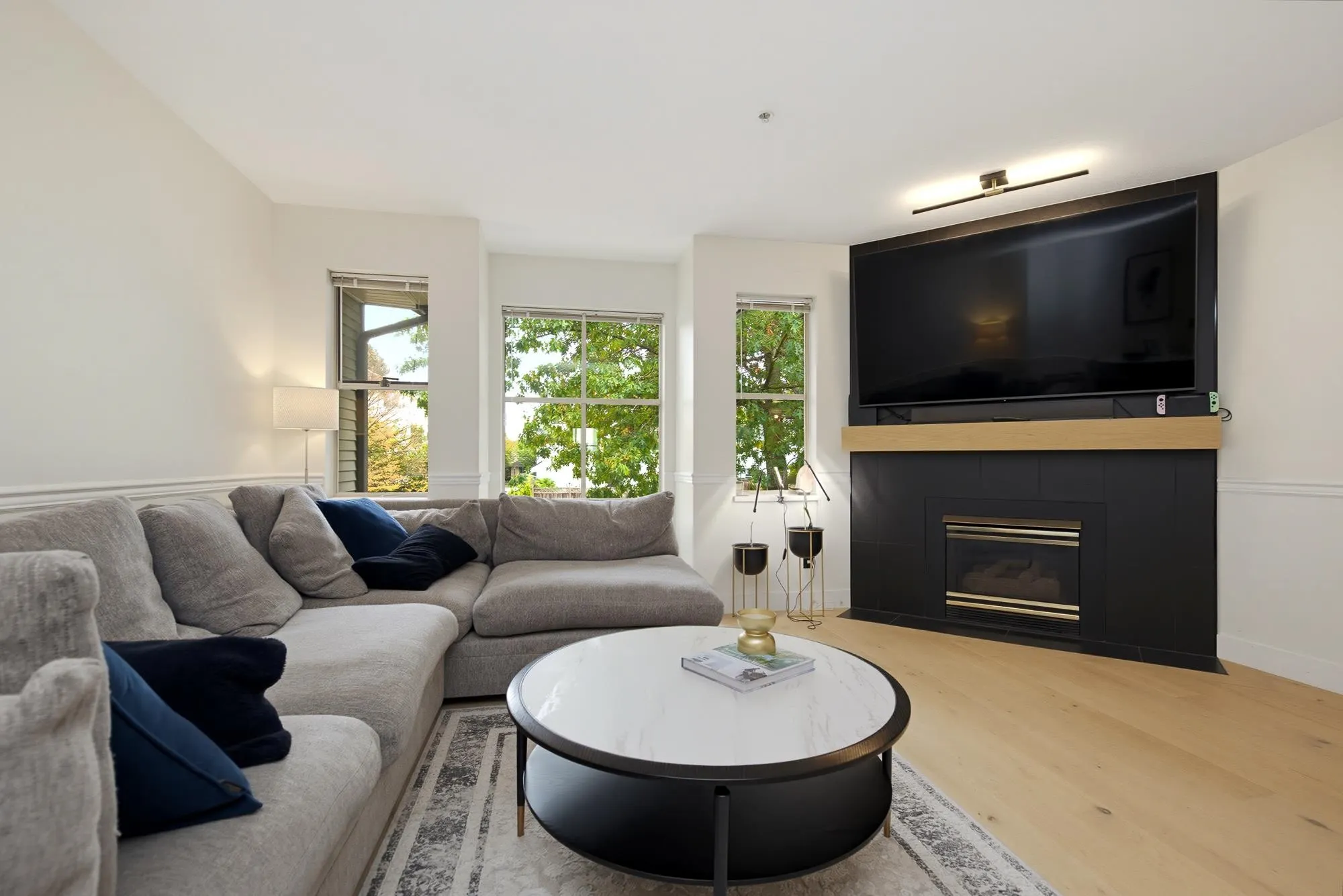 19160 119 Avenue #7