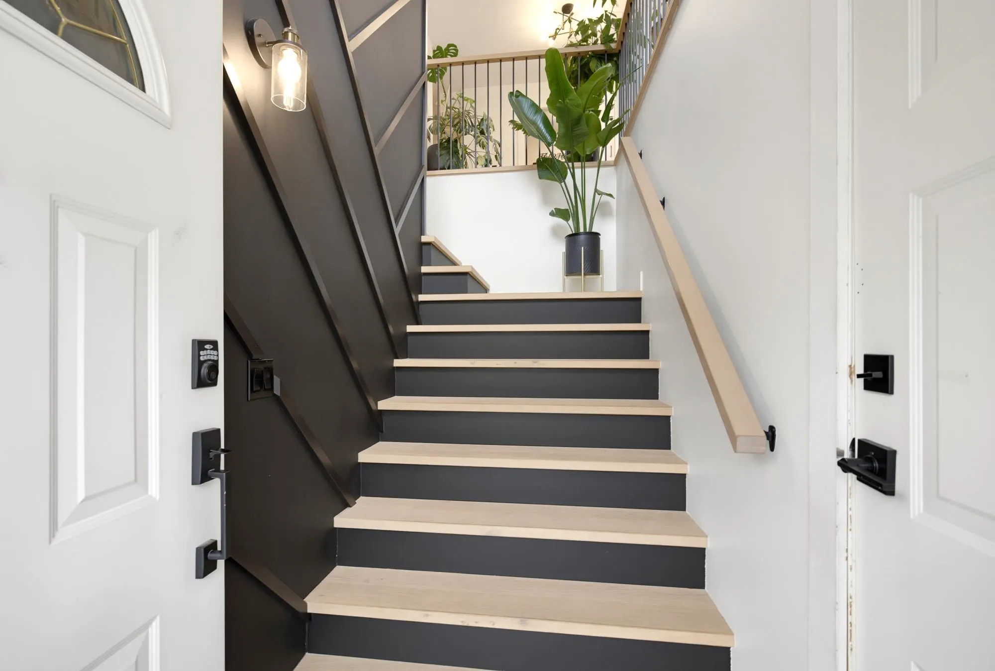19160 119 Avenue #7