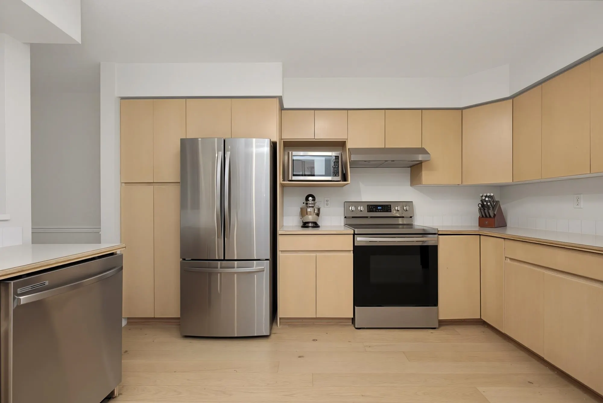 19160 119 Avenue #7