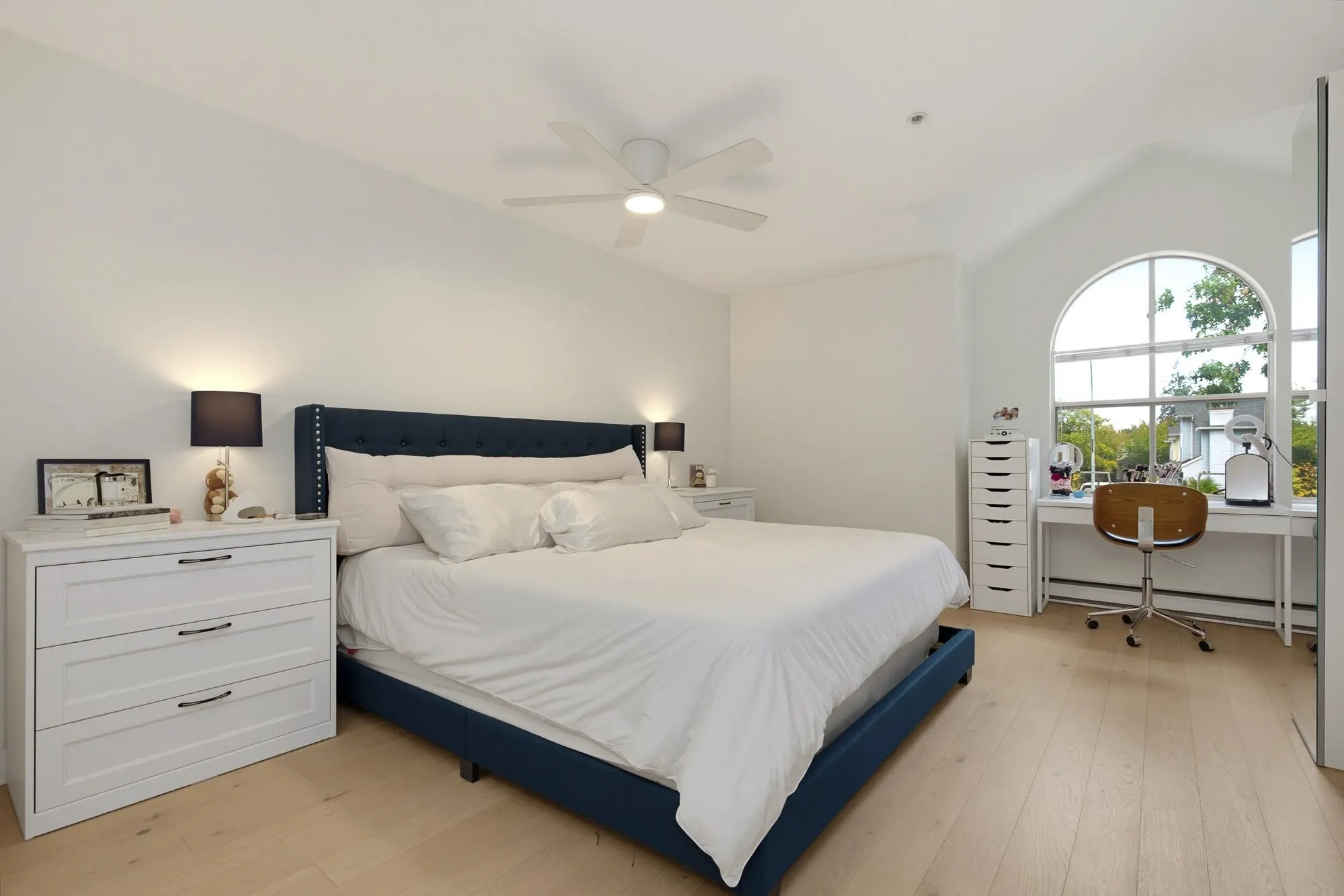 19160 119 Avenue #7