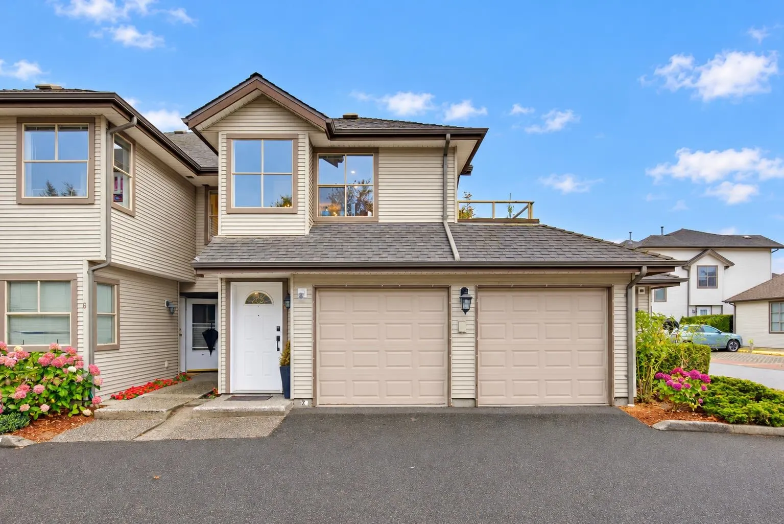 19160 119 Avenue #7