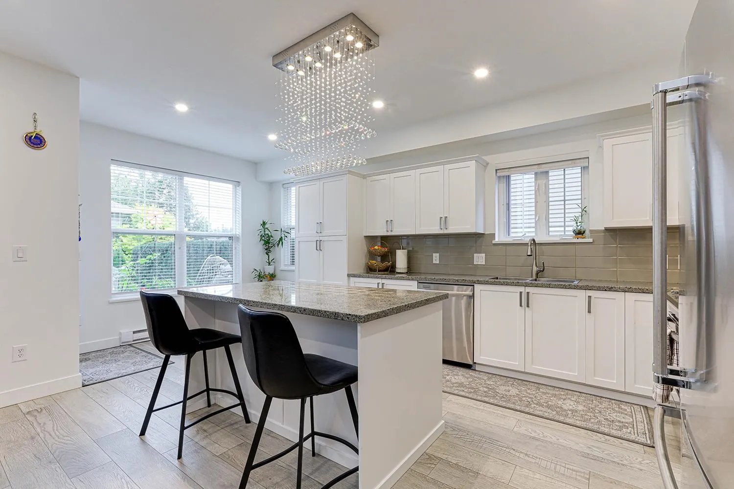 1437 Collins Road